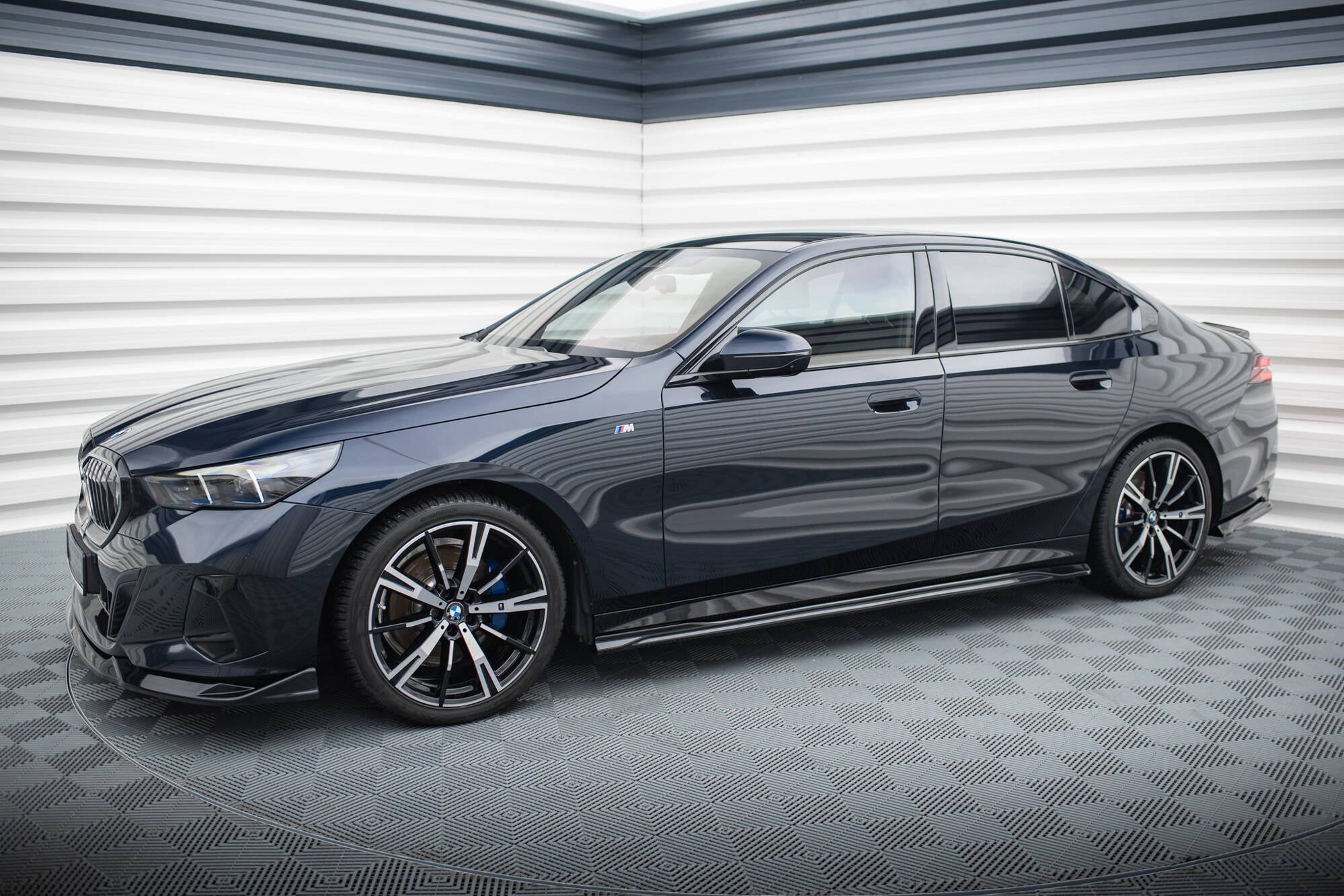 Seitenschweller V1 Ansatz für für BMW 5er M - Paket G60