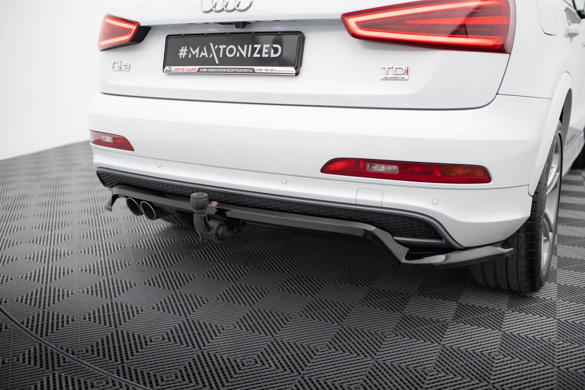 Mittlerer Cup Diffusor DTM Look Heck Ansatz für Audi Q3 S-line 8U