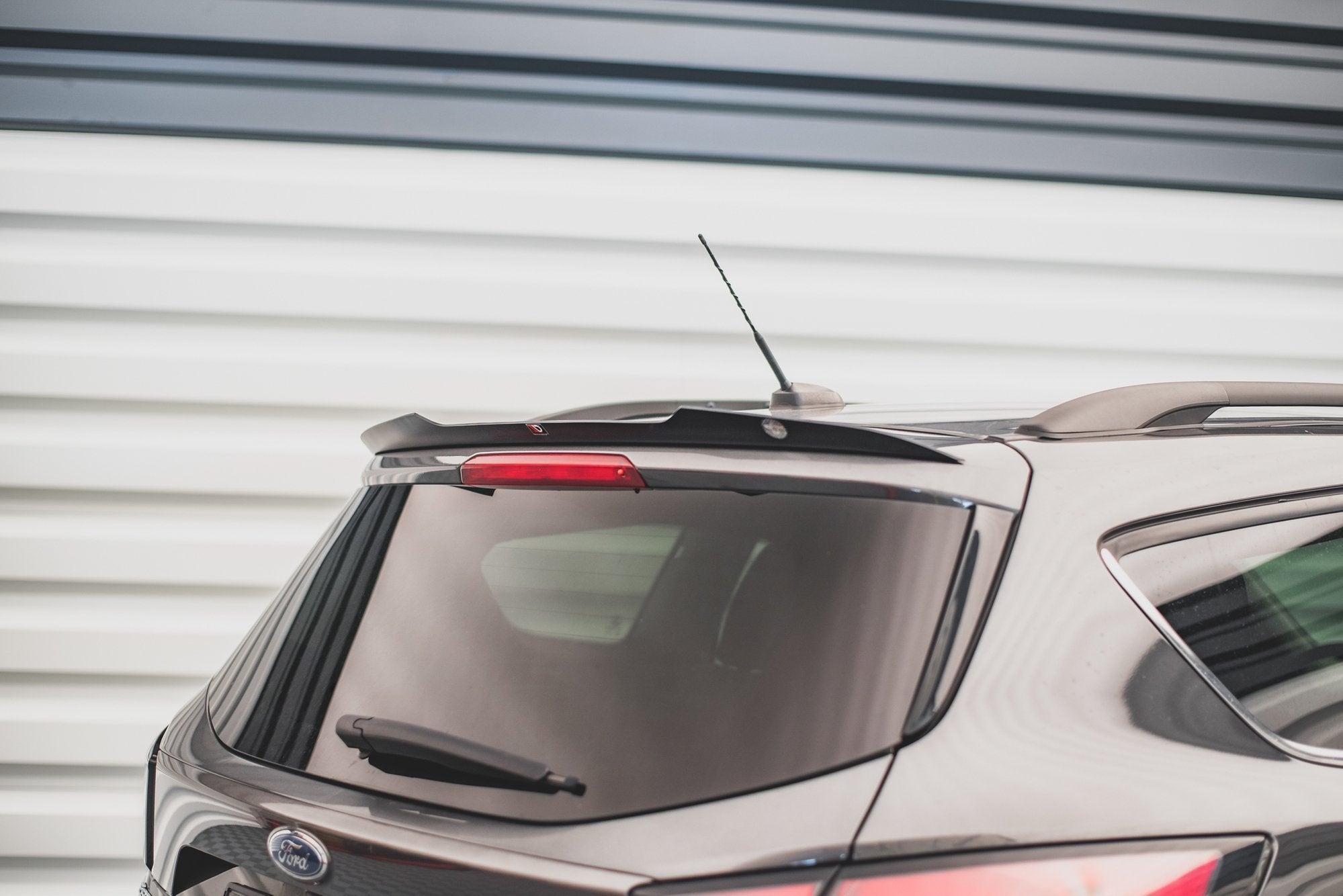 Spoiler für Ford Escape Mk3