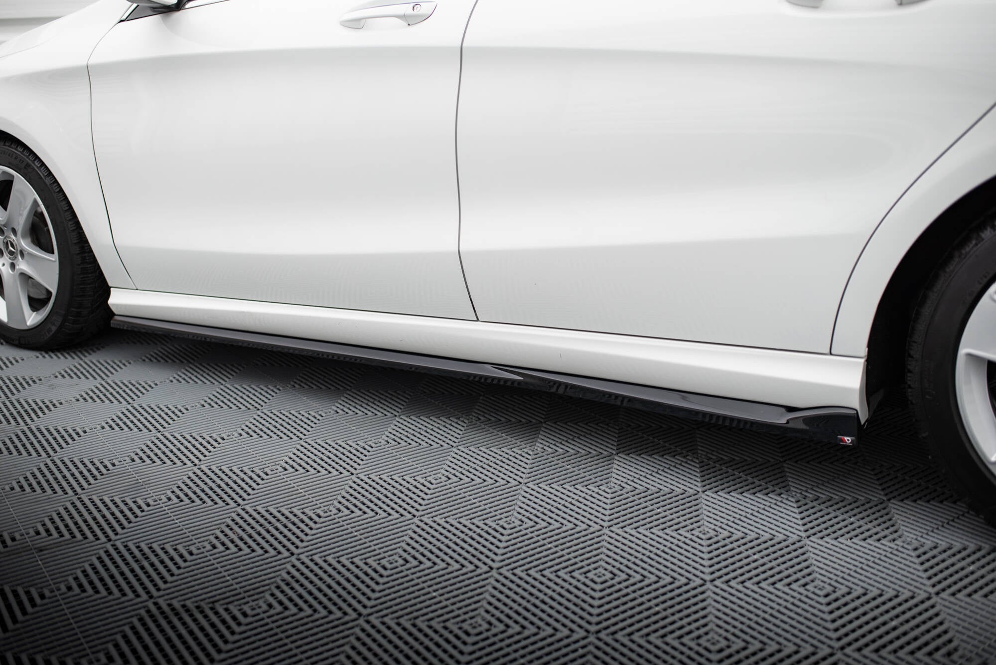 Seitenschweller Ansatz für Mercedes-Benz CLA C117 Facelift