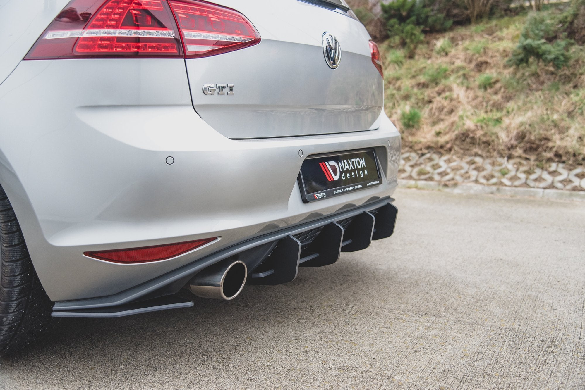 Street Pro Heck Ansatz Flaps Diffusor V2 für L + R VW Golf 7 GTI