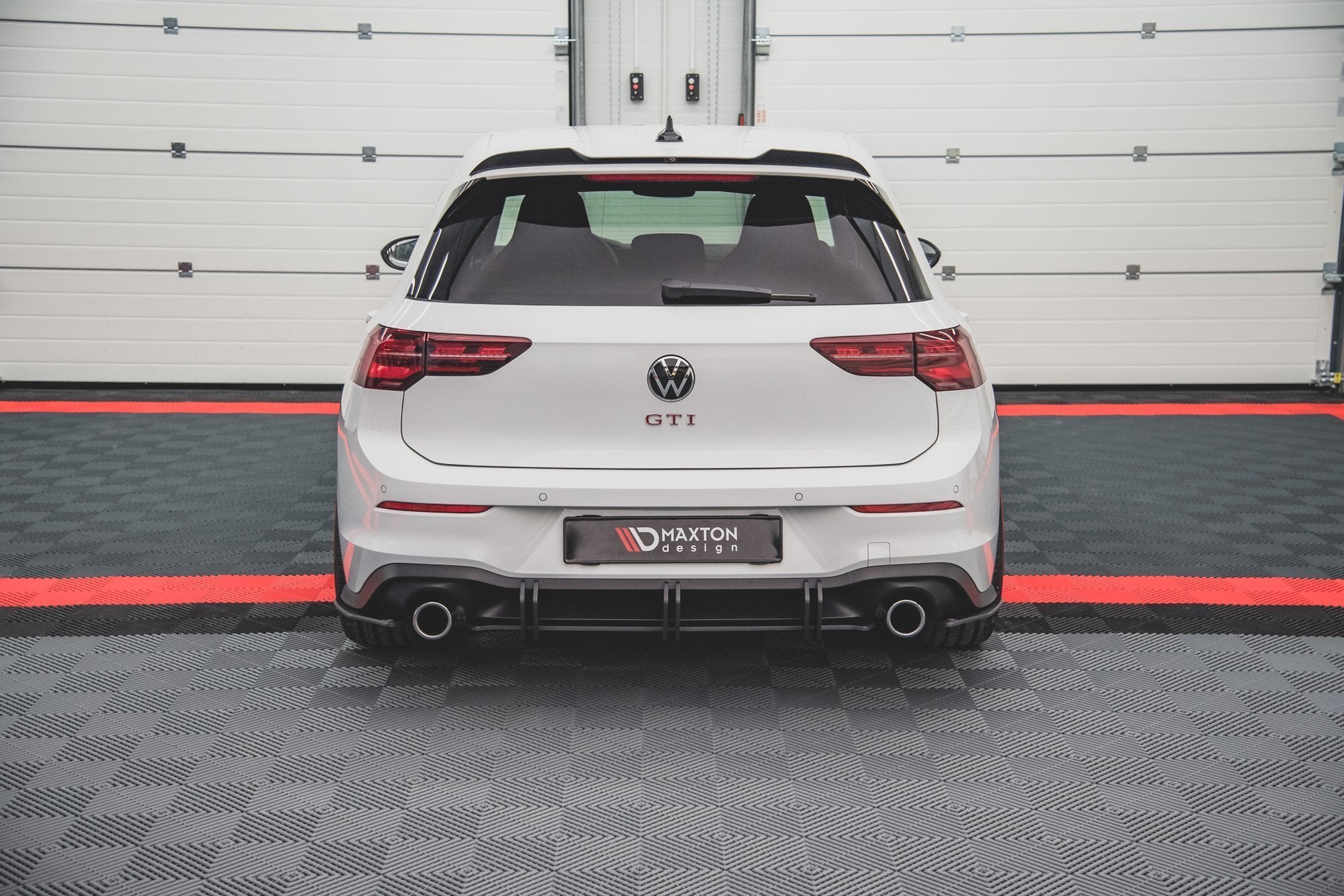 Street Pro Heck Ansatz Flaps Diffusor V1 für Volkswagen Golf GTI / GTE / R-Line Mk8