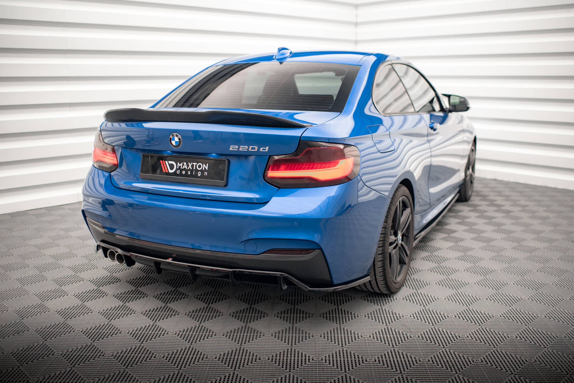 Mittlerer Cup Diffusor DTM Look Heck Ansatz für BMW 2 M-Paket F22
