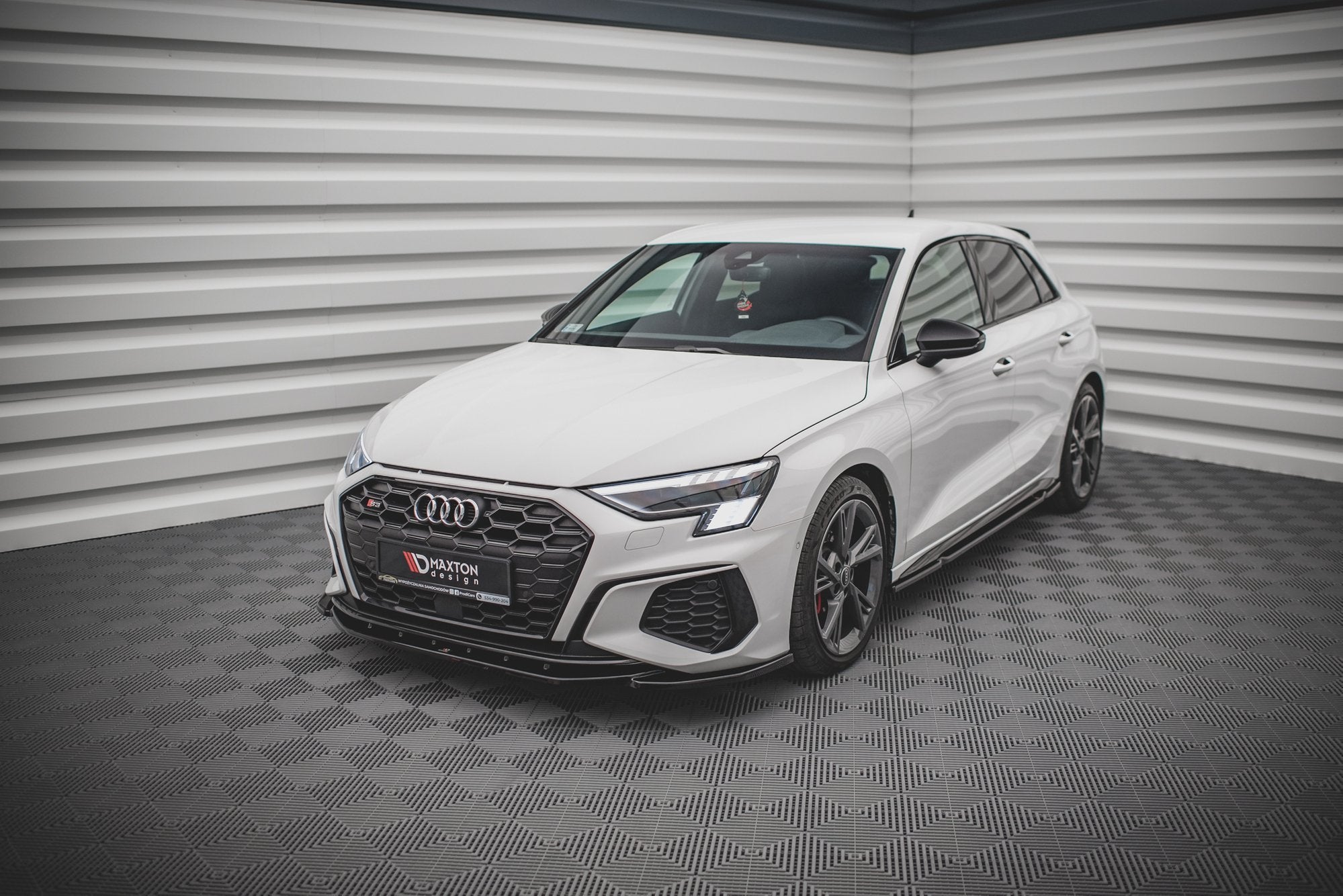 Frontlippe V4 für Audi S3 / A3 S-Line 8Y