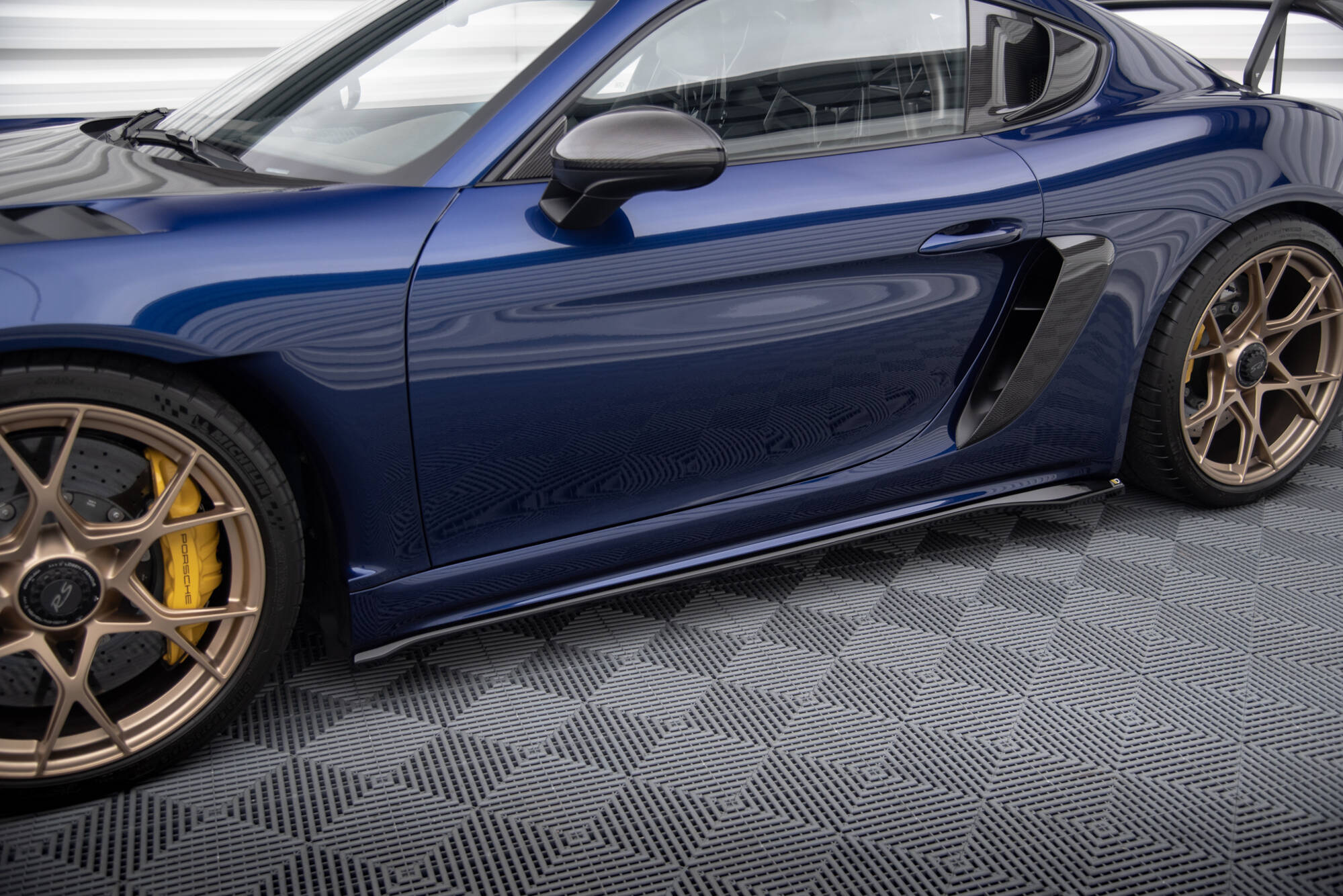 Seitenschweller Ansatz für Porsche 718 Cayman GT4 RS 982c
