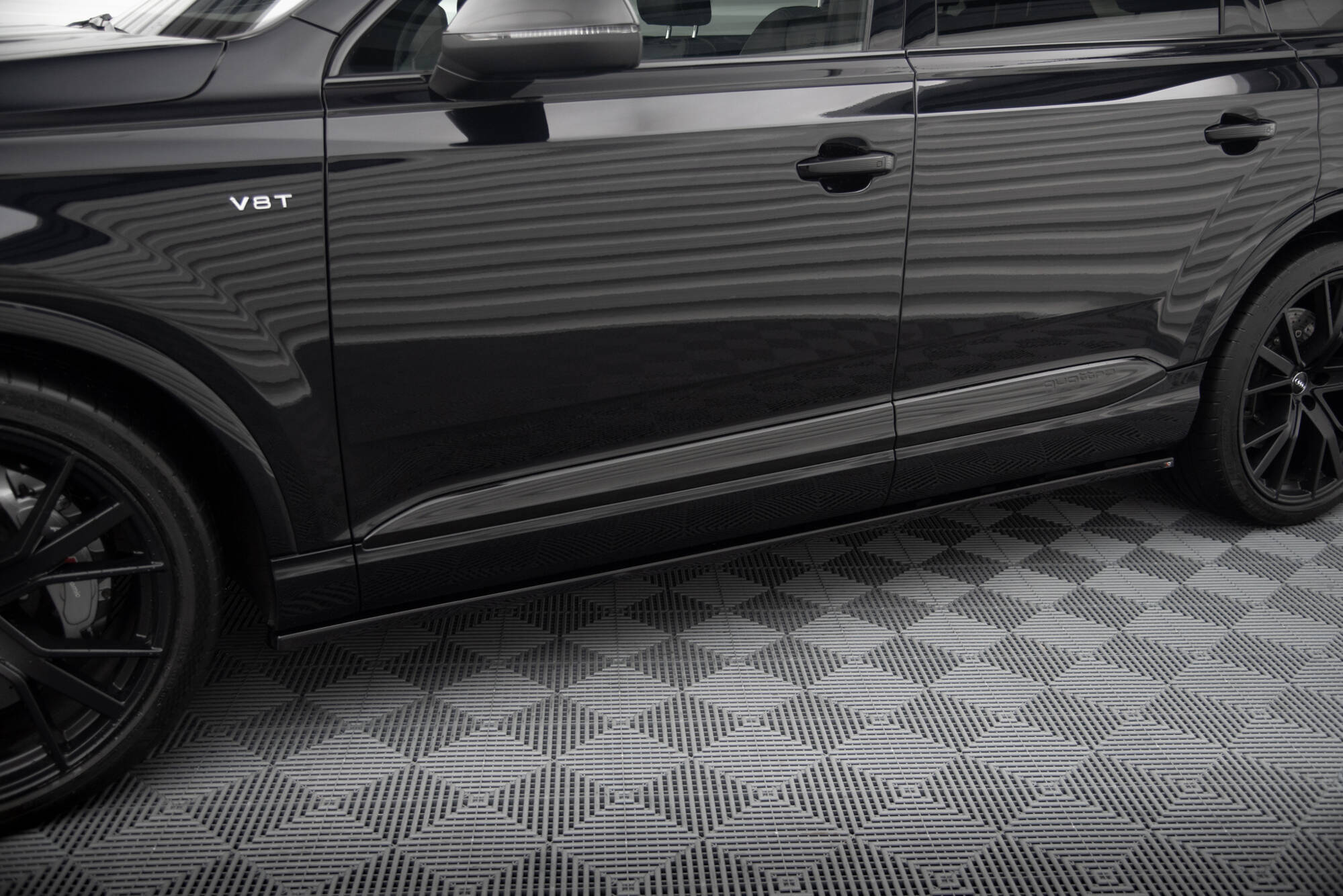 Seitenschweller V2 Ansatz für Audi SQ7 / Q7 S-Line Mk2