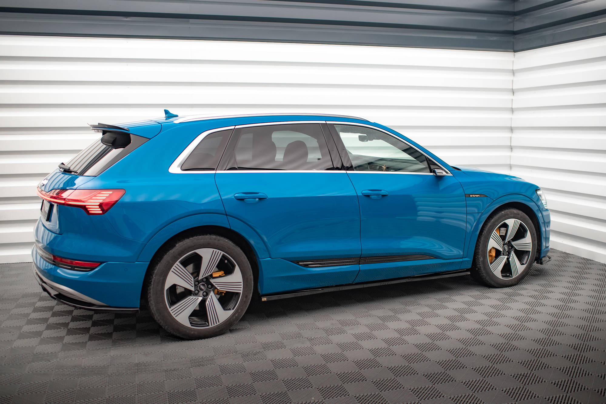 Seitenschweller Ansatz für Audi e-tron
