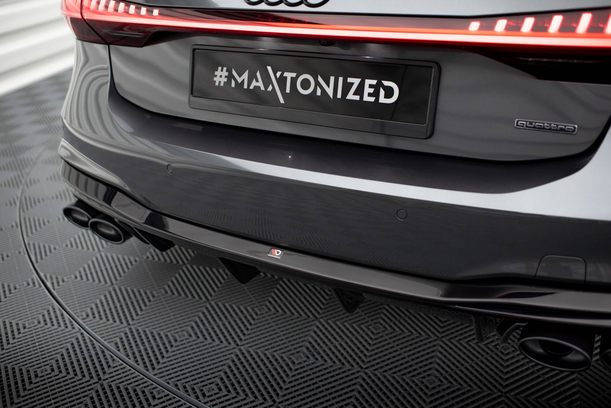 Diffusor Heck Ansatz für + Endschalldampfer Sportauspuff Attrappe Audi A7 S-Line C8 / S7 C8 / C8 Facelift / S7 Facelift