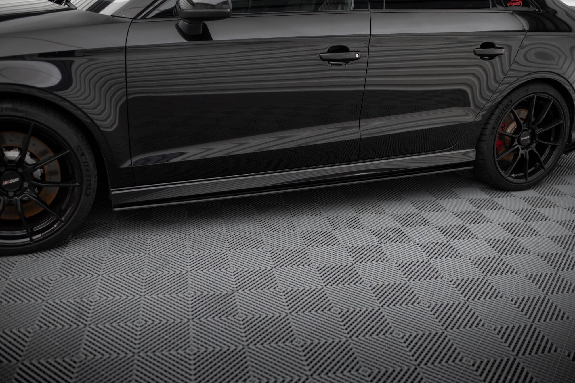 Street Pro Seitenschweller Ansatz für Audi RS3 Limousine 8V Facelift