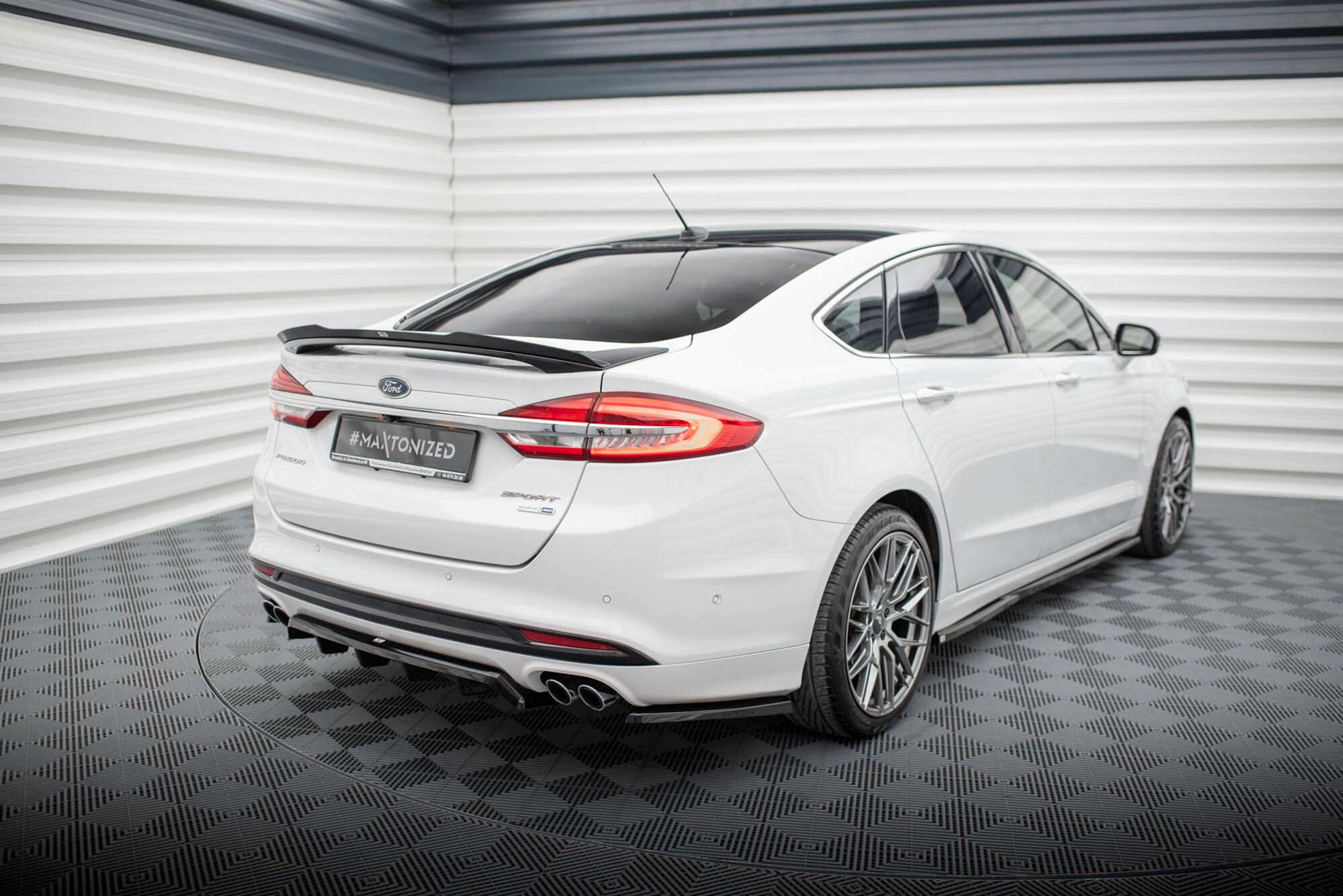 Heck Ansatz Flaps Diffusor für Ford Mondeo Sport Mk5 Facelift / Fusion Sport Mk2 Facelift