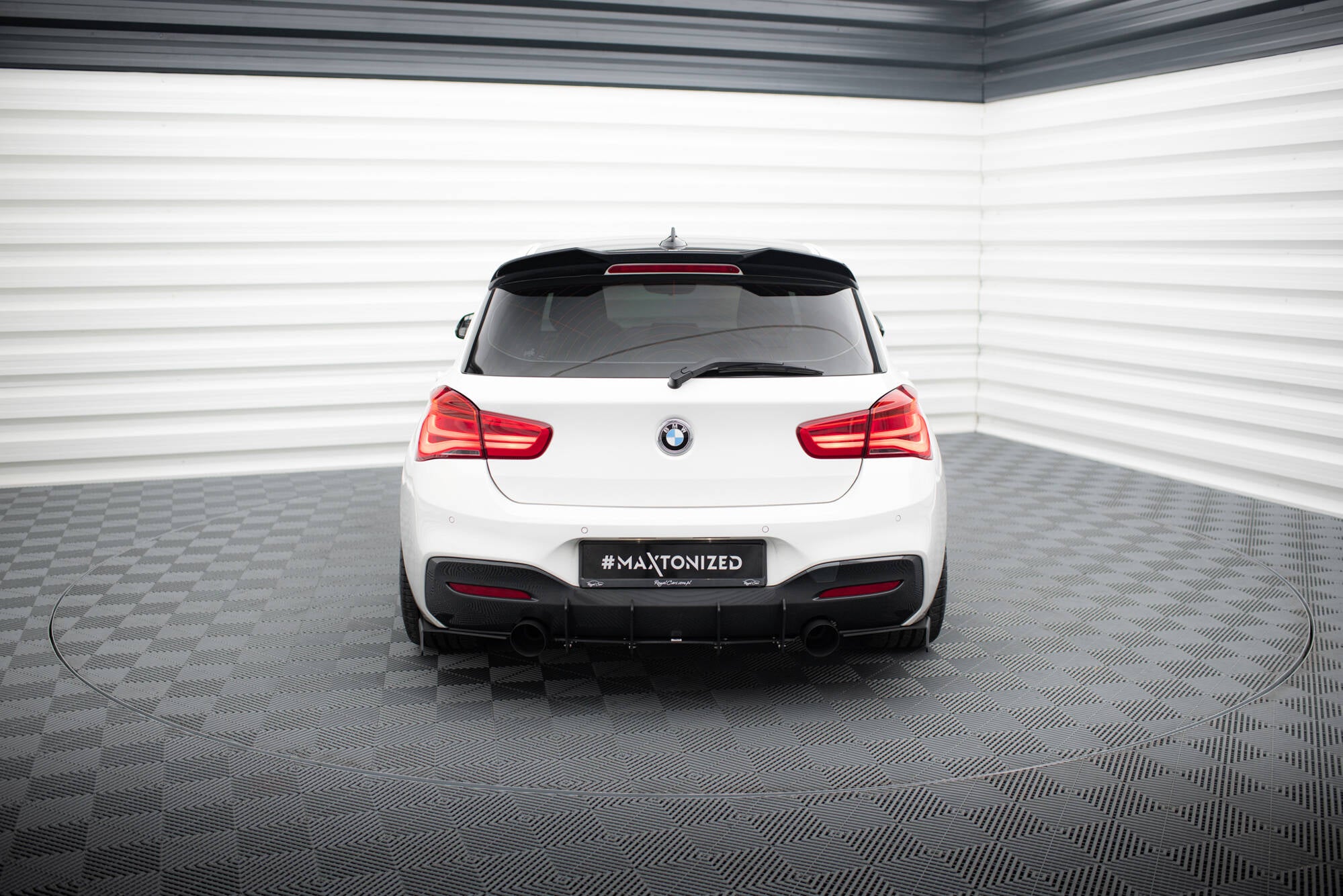 für BMW 1er F20/F21 M - POWER FACELIFT - Diffusor V1 Heck Ansatz für Heckschürze für