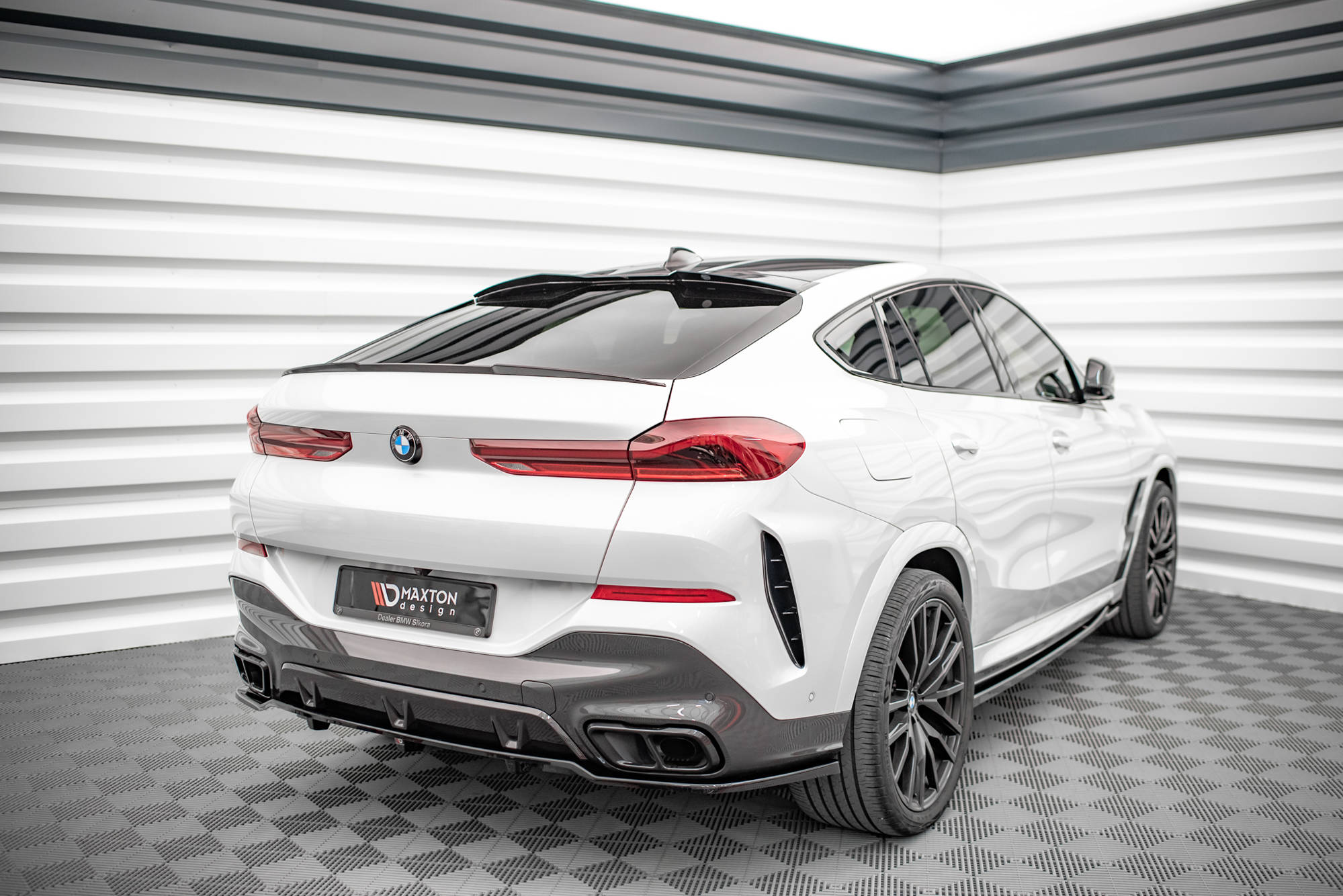 Mittlerer Cup Diffusor V1 DTM Look Heck Ansatz für BMW X6 M - Paket G06
