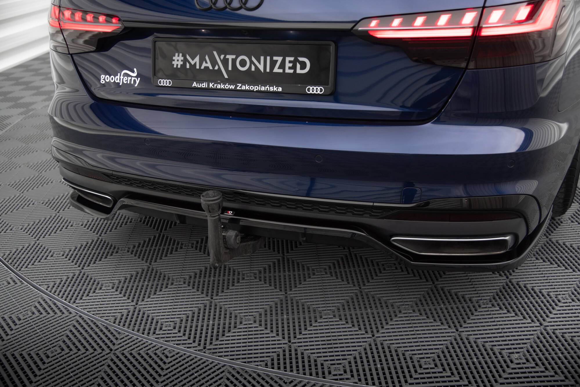 Mittlerer Cup Diffusor V2 DTM Look Heck Ansatz für Audi A4 S-Line B9 Facelift