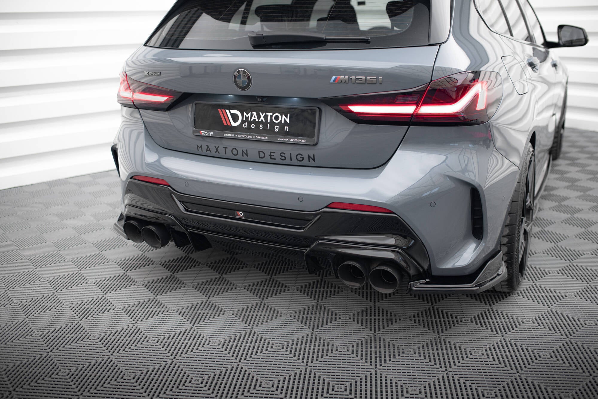 Diffusor V2 Heck Ansatz für BMW 1er F40 M - Paket/ M135i