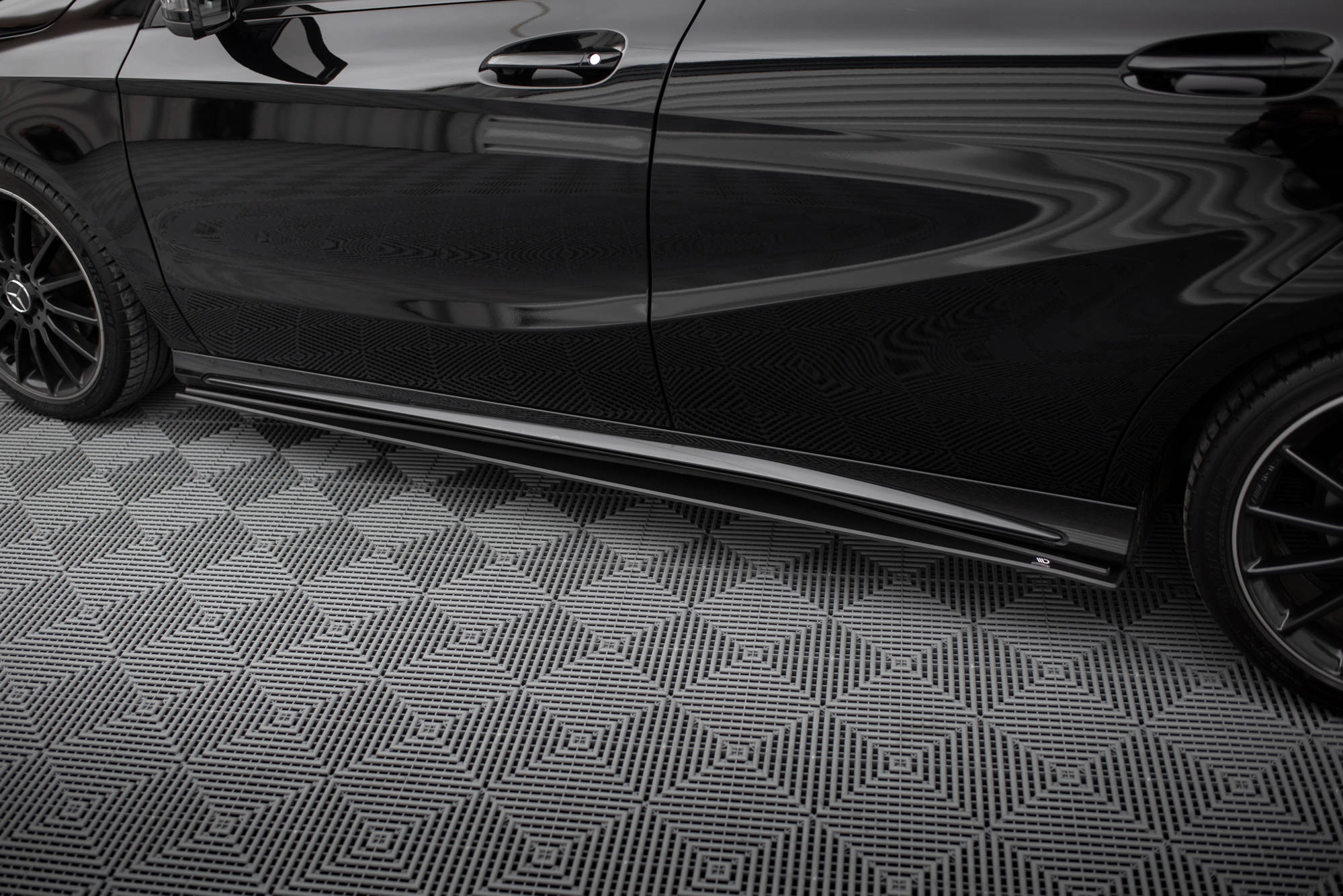 Street Pro Seitenschweller Ansatz für Mercedes-Benz A AMG-Line W176 Facelift