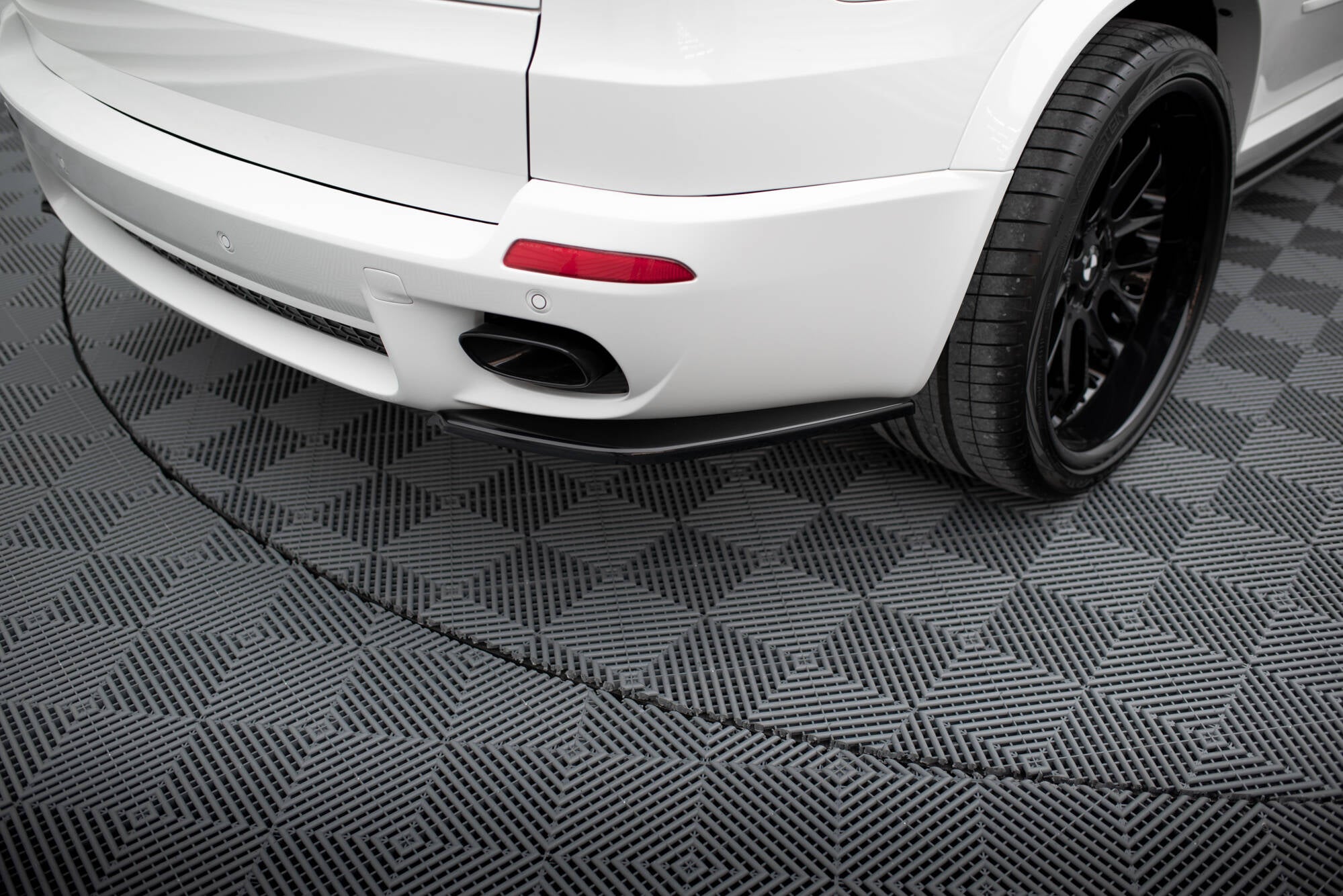 Flaps Heckansatz Diffusor für BMW X5 E70 Facelift M Paket