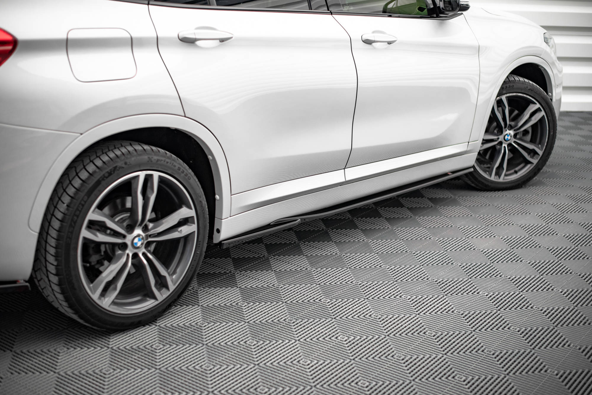 Seitenschweller Ansatz für BMW X1 M-Paket F48 / F48 Facelift