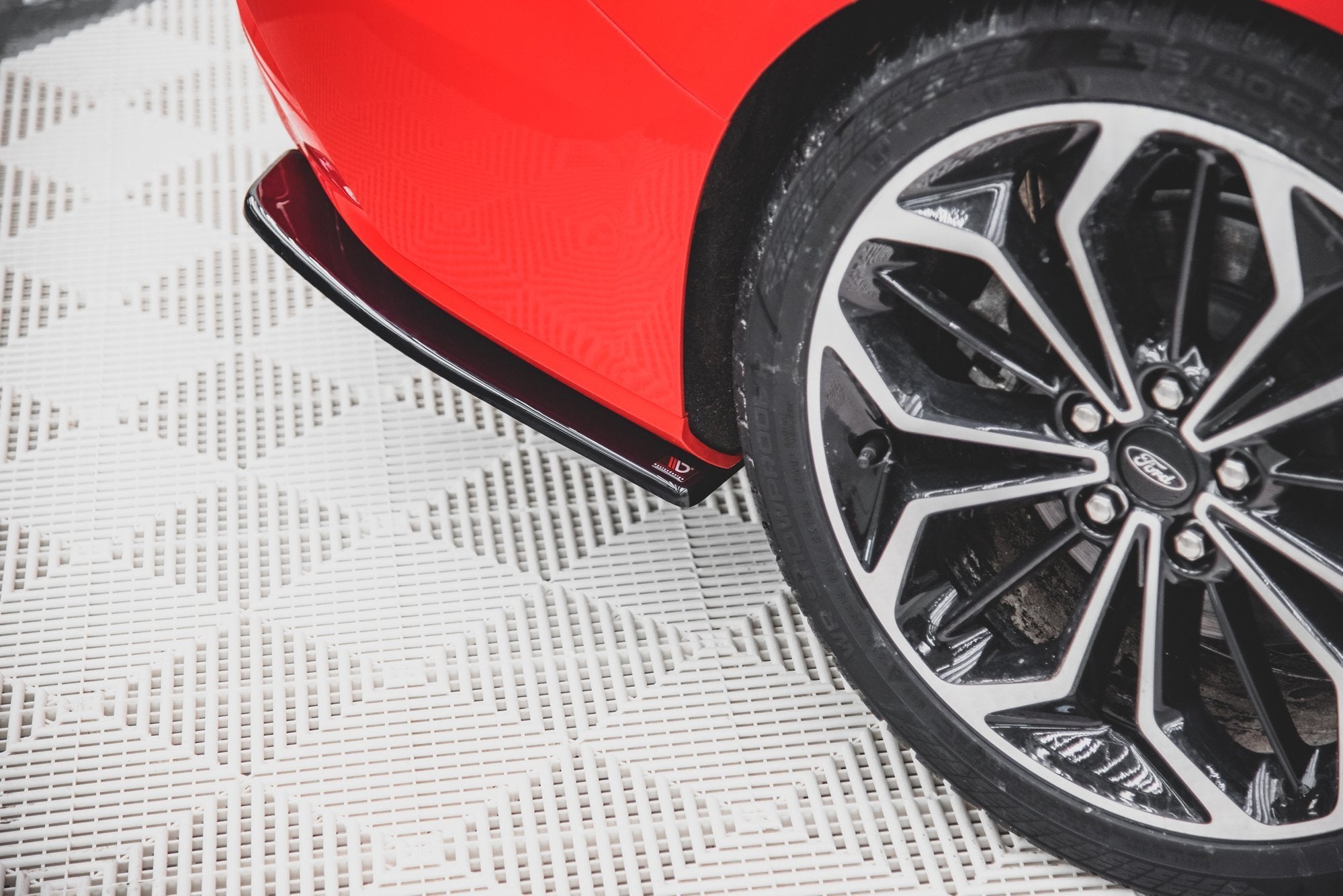 Heck Ansatz Flaps Diffusor V1 für Ford Focus ST-Line Kombi Mk4