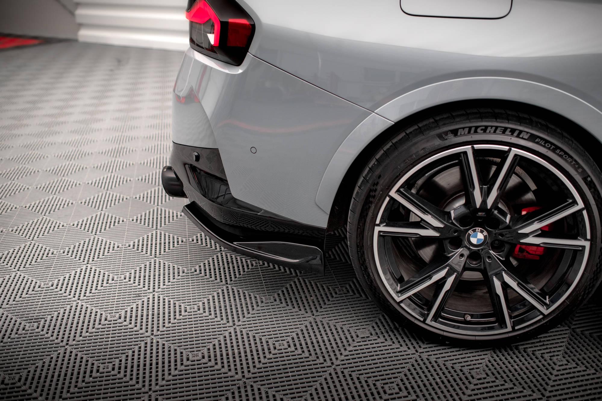 Flaps Heckansatz V1 Diffusor für BMW 2 Coupe M240i G42