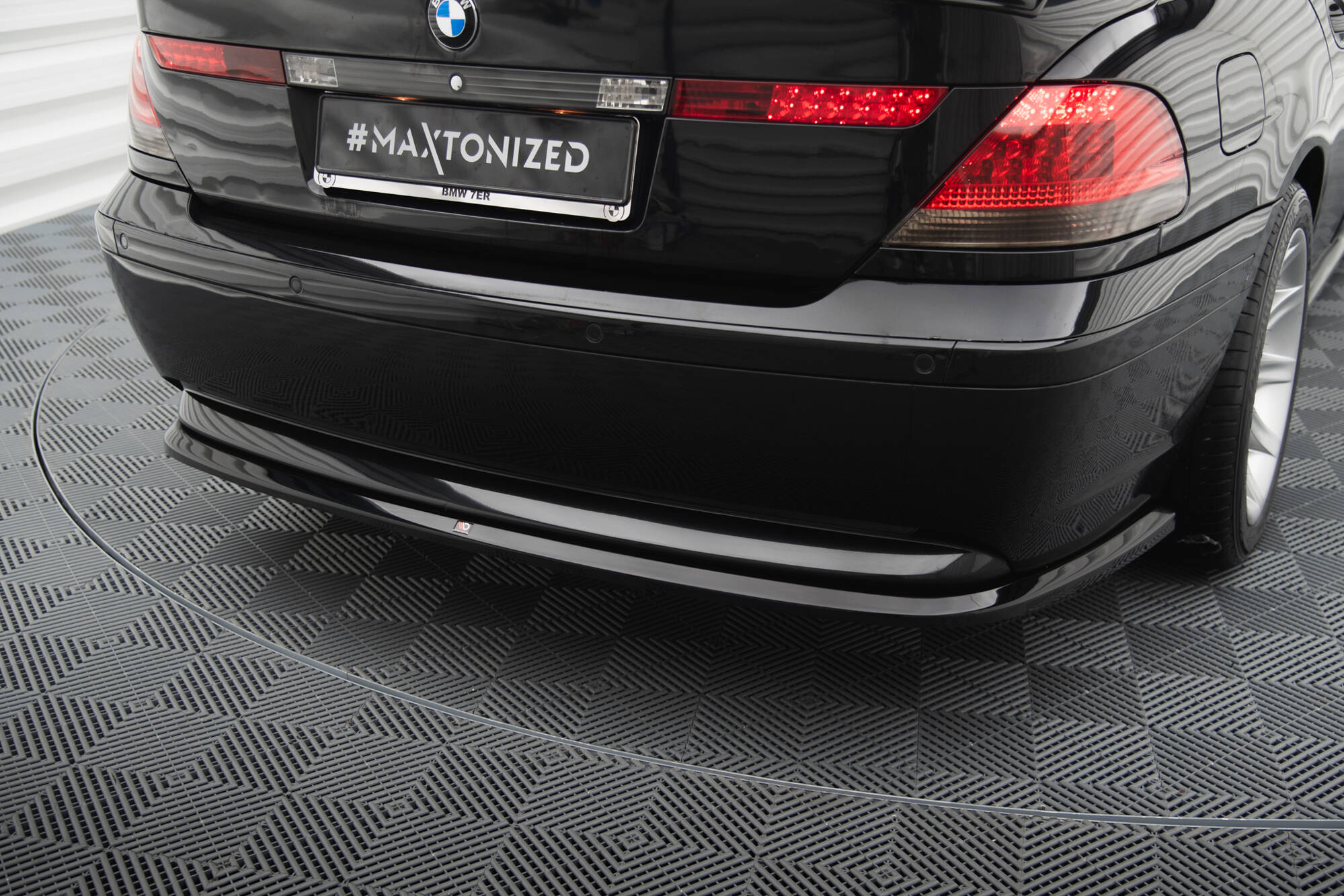 Heckansatz für BMW 7 E65