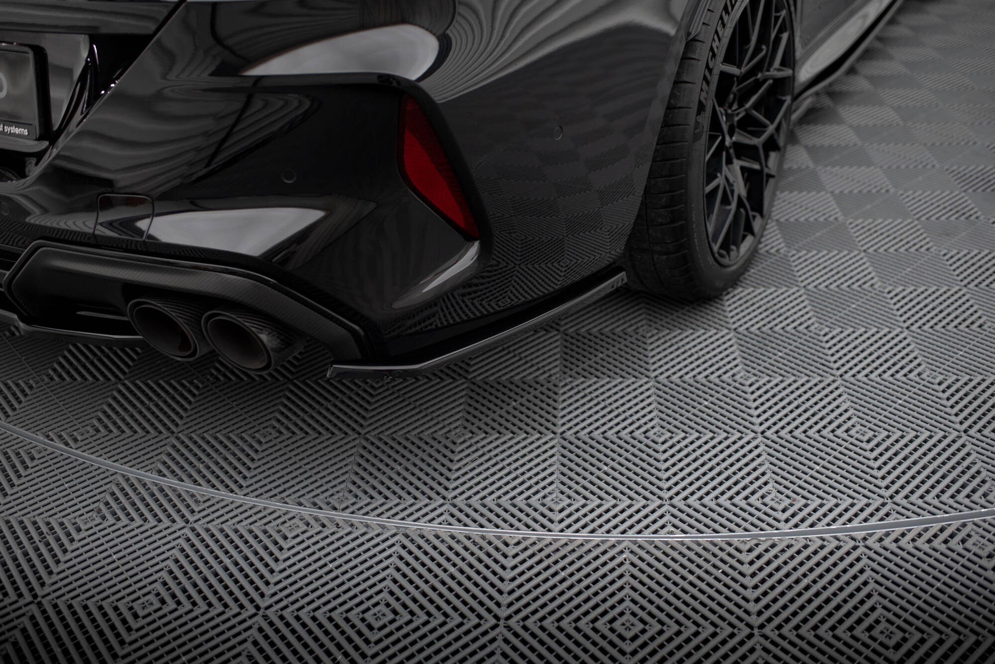 Flaps Heckansatz V2 Diffusor für BMW M8 Gran Coupe F93