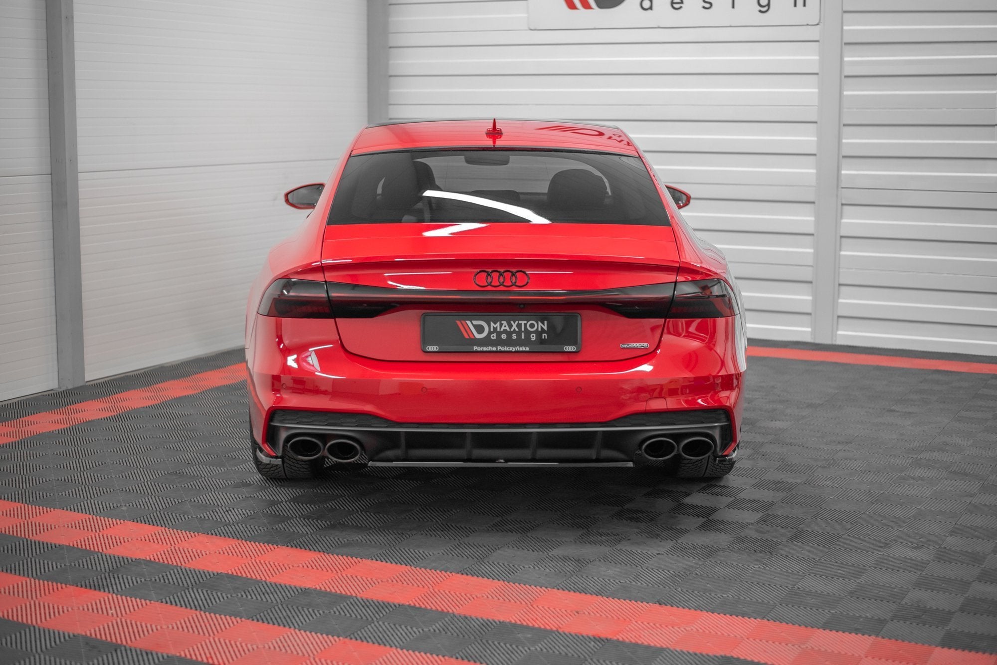 Mittlerer Diffusor Heck Ansatz für Audi S7 C8 Carbon Look