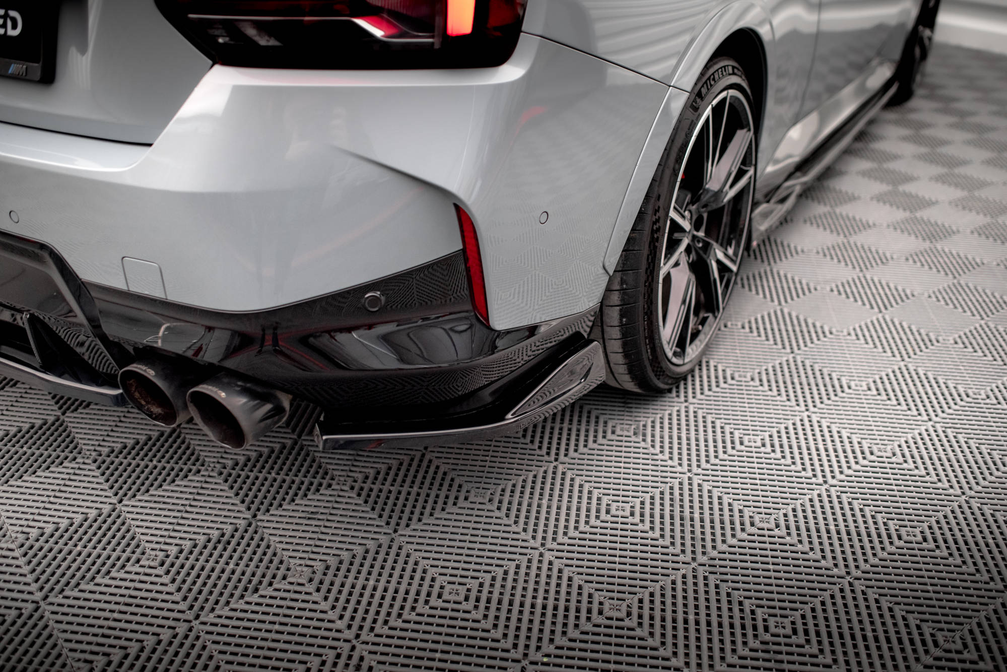 Flaps Heckansatz V1 Diffusor für BMW 2 Coupe M240i G42