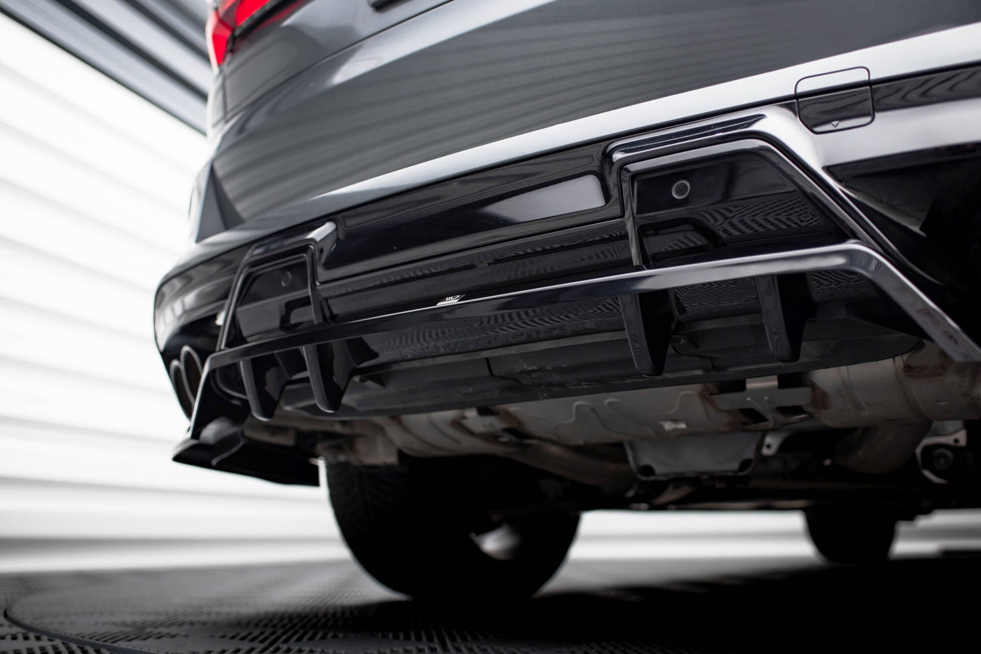 Mittlerer Cup Diffusor DTM Look Heck Ansatz für BMW X5 M F95 Facelift