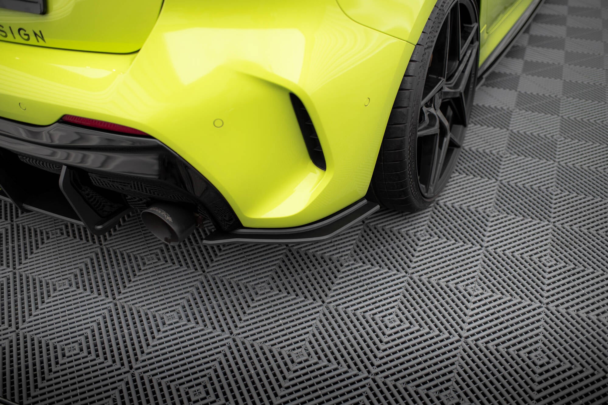 Street Pro Flaps Heckansatz V1 Diffusor für BMW 1er F40 M - Paket / M135i