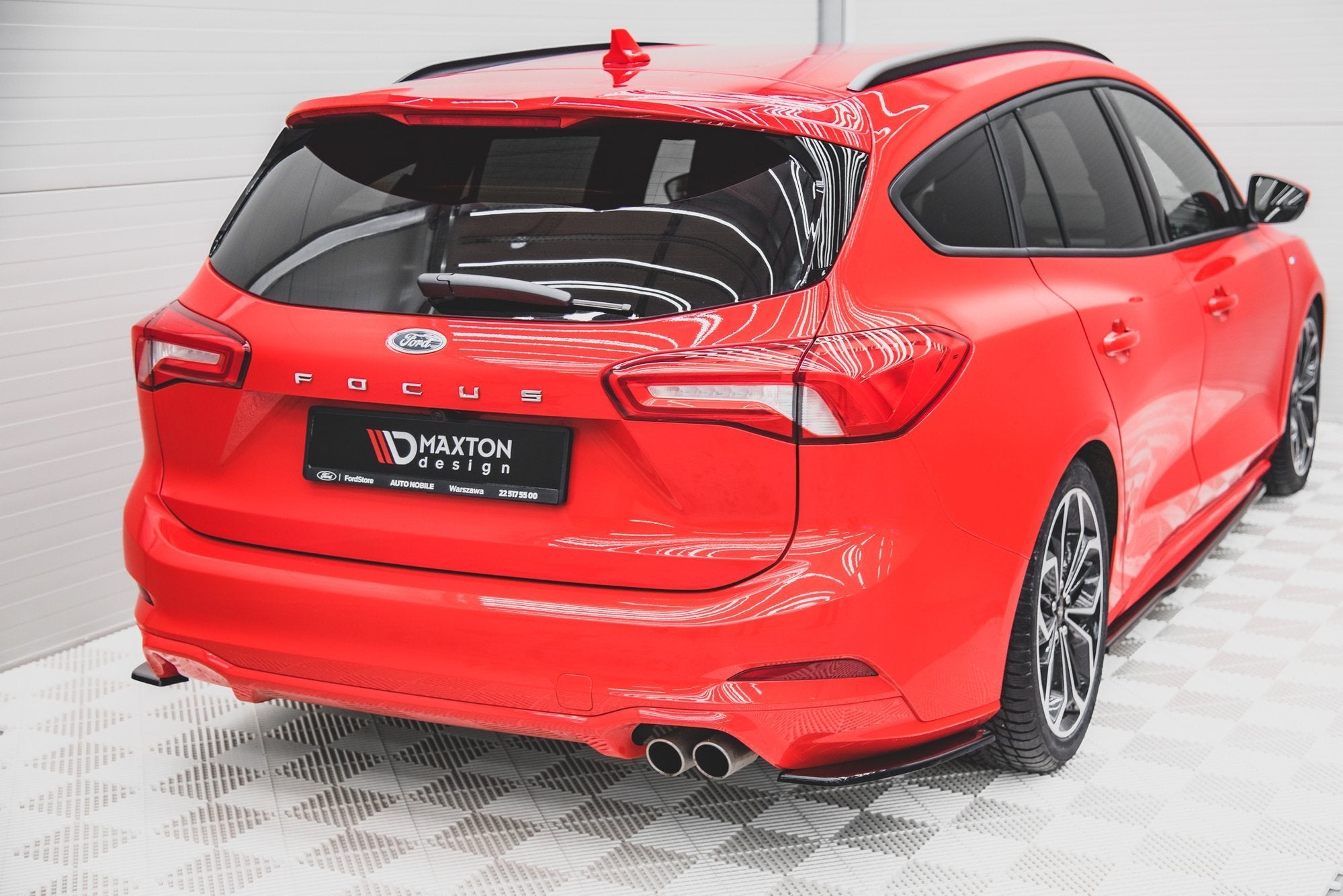 Heck Ansatz Flaps Diffusor V1 für Ford Focus ST-Line Kombi Mk4