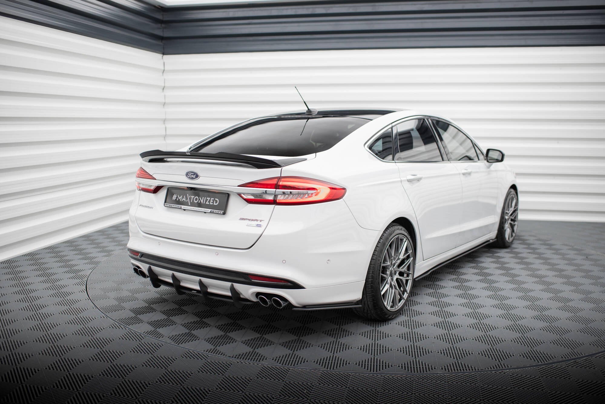 Street Pro Heck Ansatz Flaps Diffusor für Ford Mondeo Sport Mk5 Facelift / Fusion Sport Mk2 Facelift