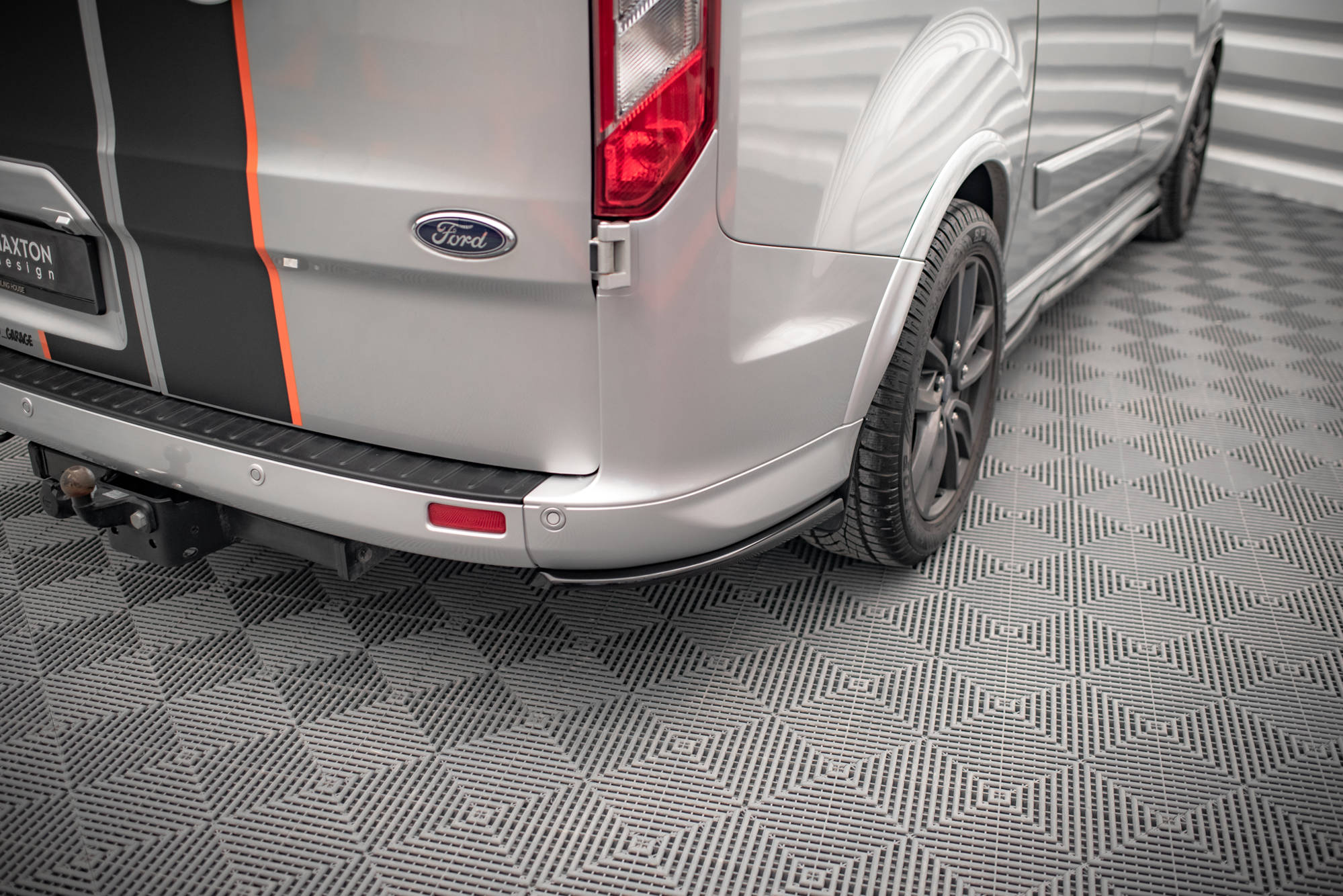 Heck Ansatz Flaps Diffusor für Ford Transit Custom ST-Line Mk1 Facelift