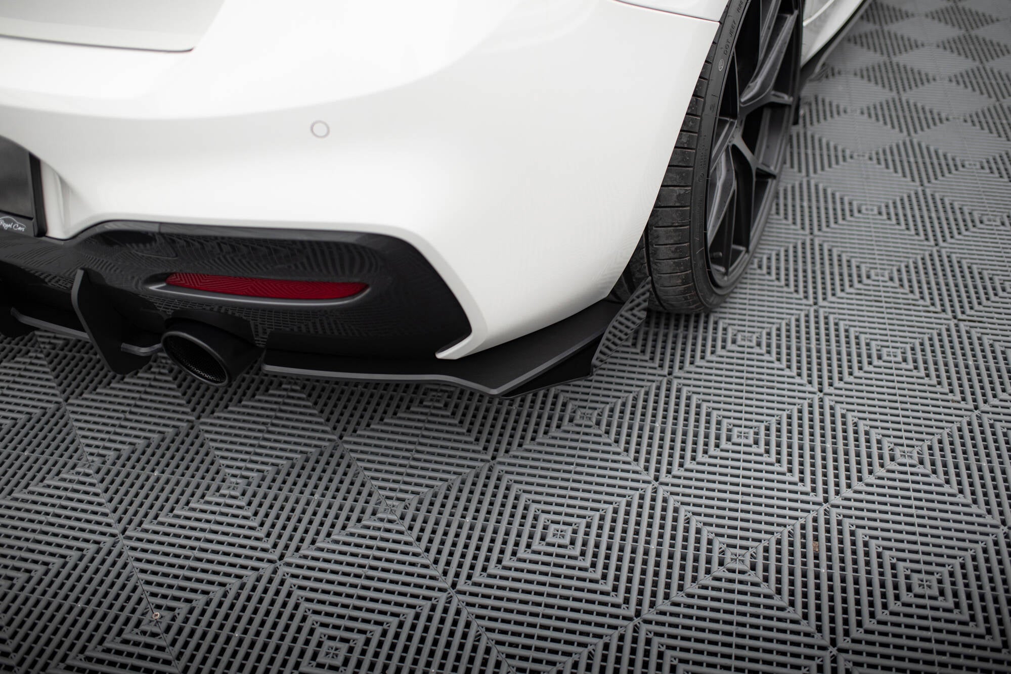 Street Pro Flaps Heckansatz V2 Diffusor +Flaps für BMW 1er F20 M140i
