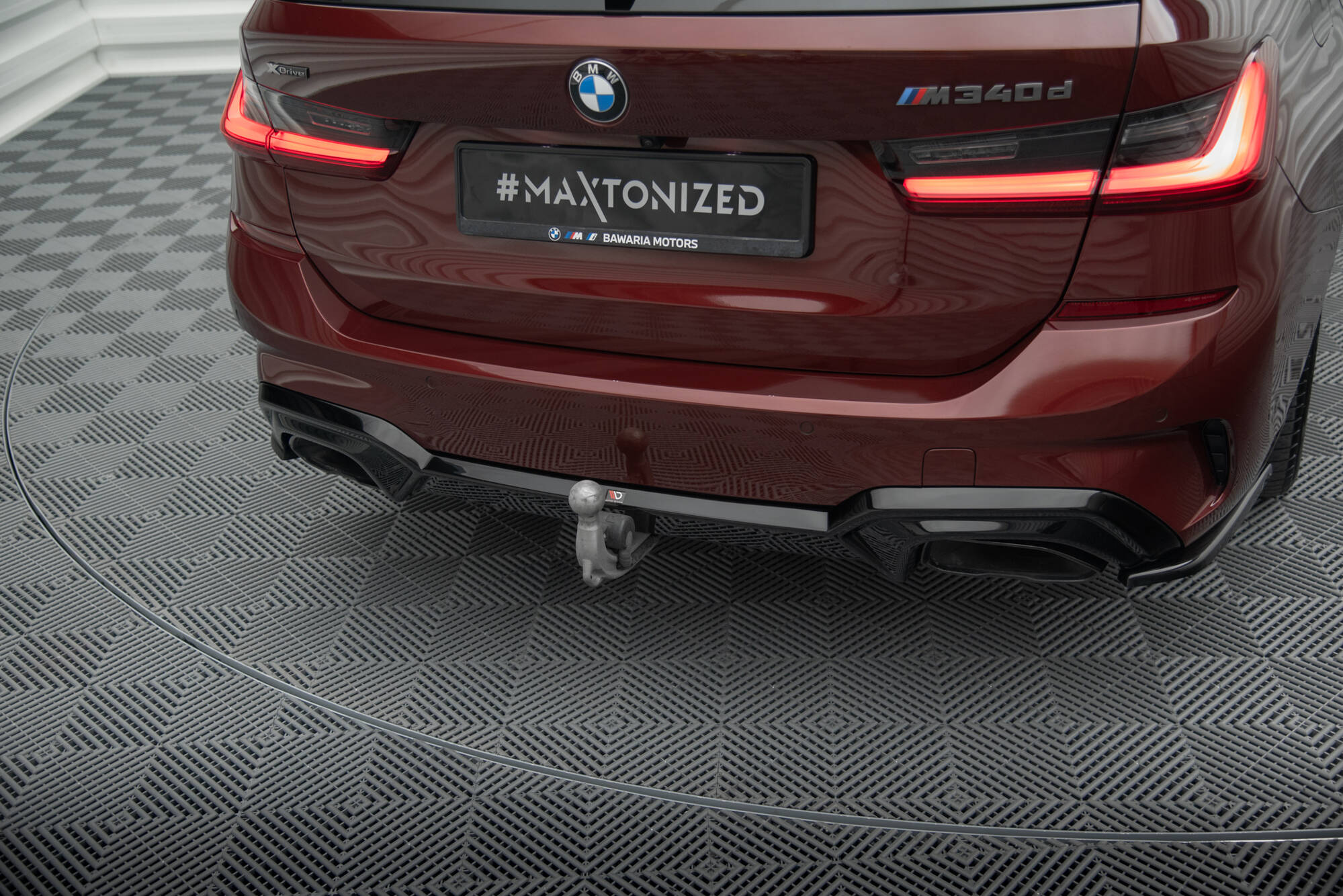 Diffusor Heck Ansatz für BMW M340i G20 / G21 (Passend für Fahrzeuge mit Anhängerkupplung)