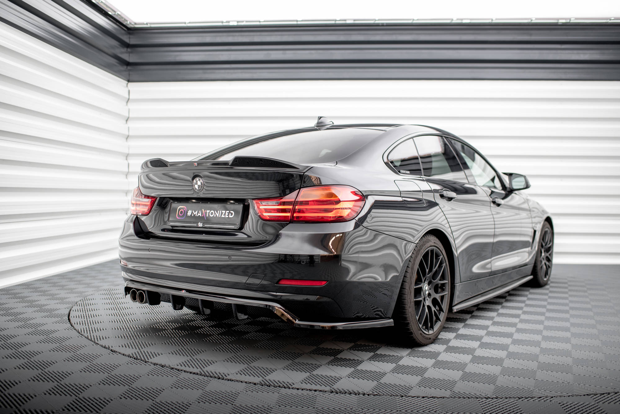 Mittlerer Cup Diffusor DTM Look Heck Ansatz für BMW 4er Gran Coupe F36
