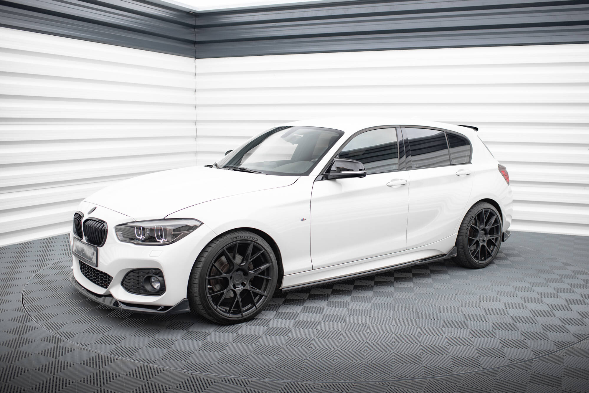 Seitenschweller V3 Ansatz für für CSL Look BMW 1er M - Paket / M140i F20 Facelift