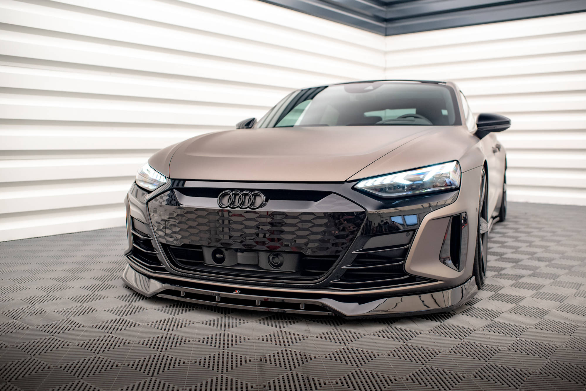 Frontlippe V3 für Audi e-Tron GT / RS GT Mk1