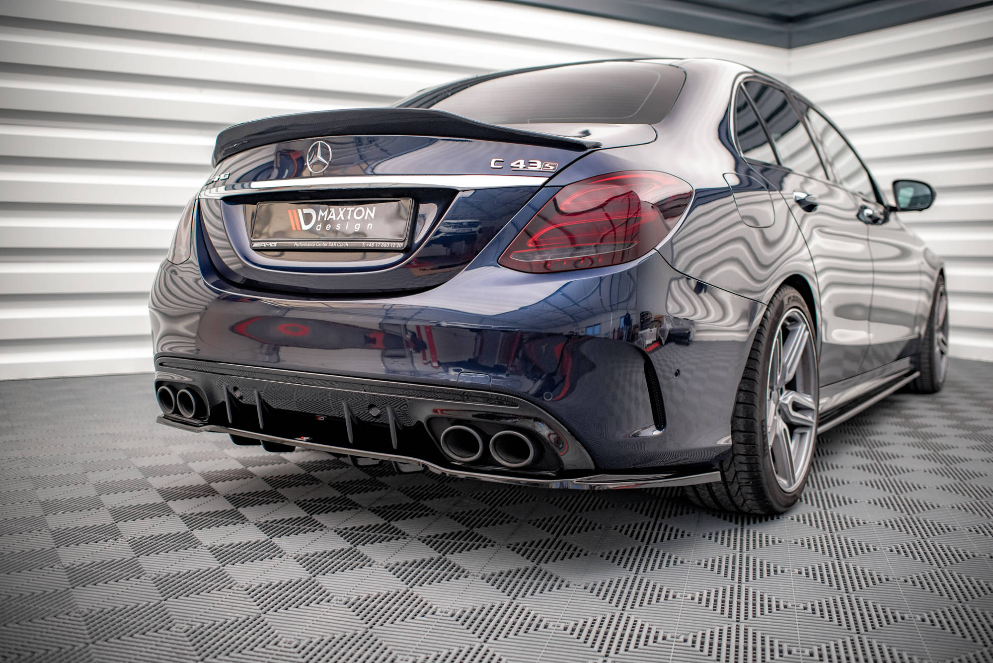 Mittlerer Cup Diffusor DTM Look Heck Ansatz für Mercedes-AMG C 43 Limousine W205 Facelift