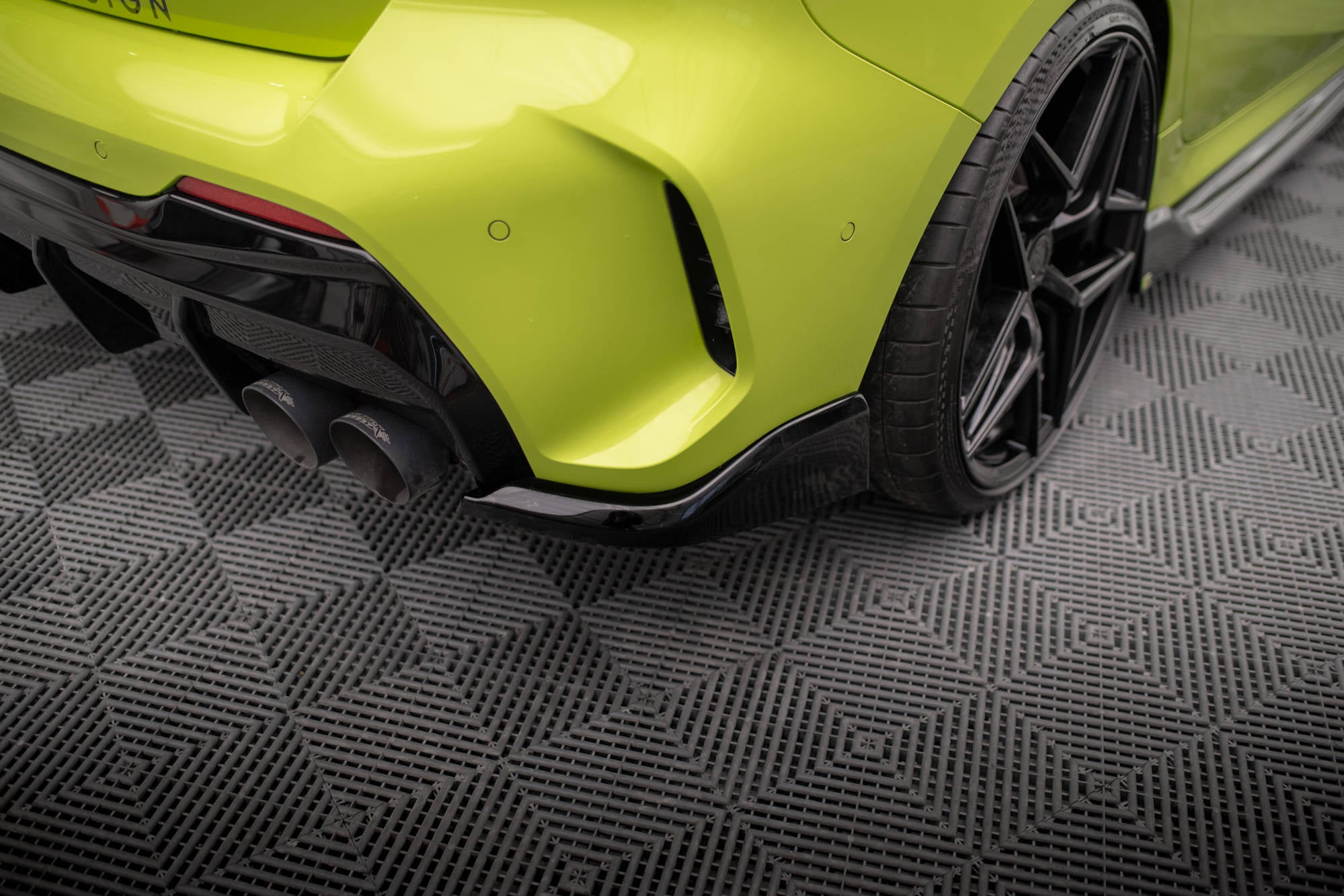Flaps Heckansatz V6 Diffusor für (Für heckansatz ) BMW 1er M - Paket / M135i / 128ti F40