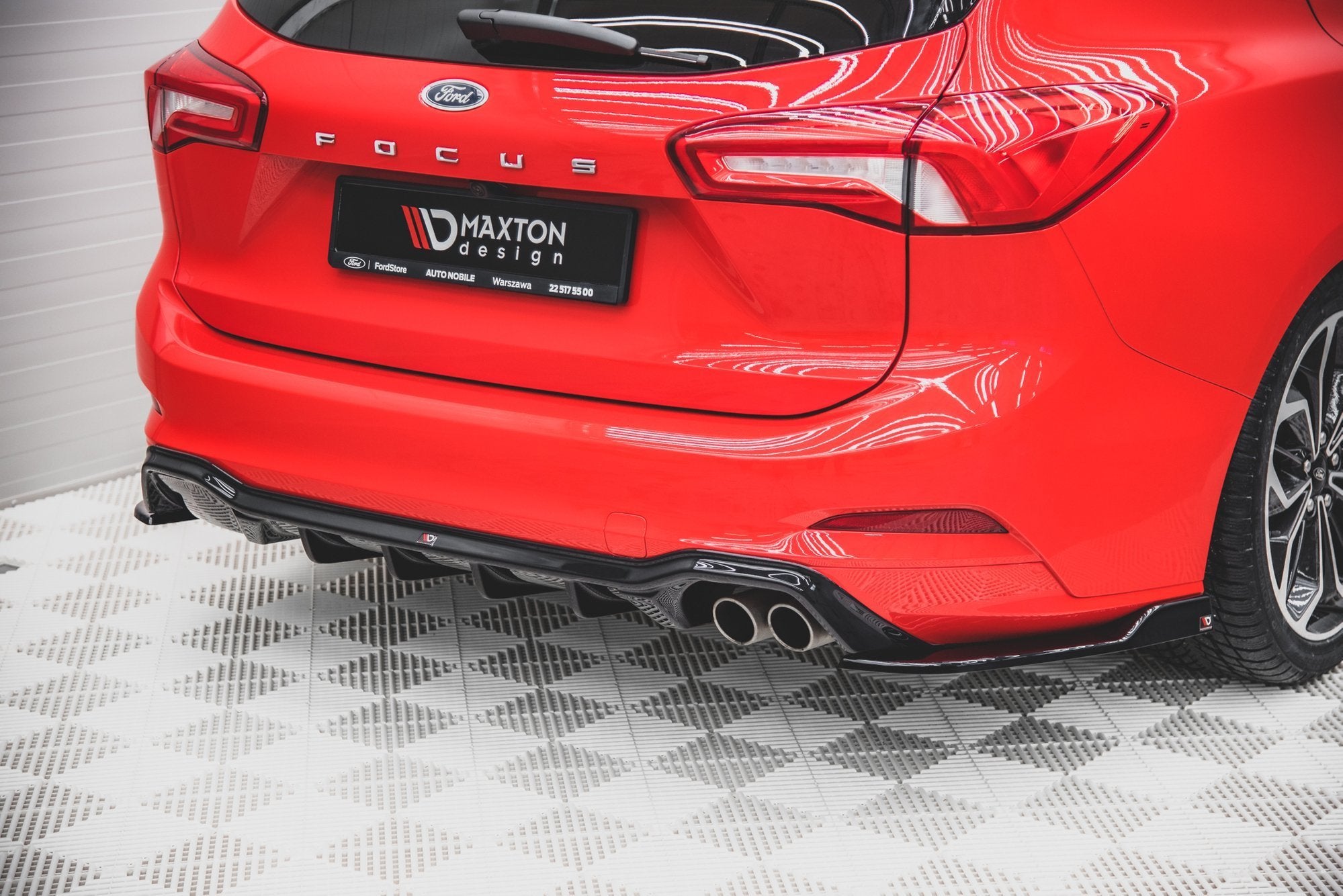 Diffusor Heck Ansatz für Ford Focus ST-Line Kombi Mk4