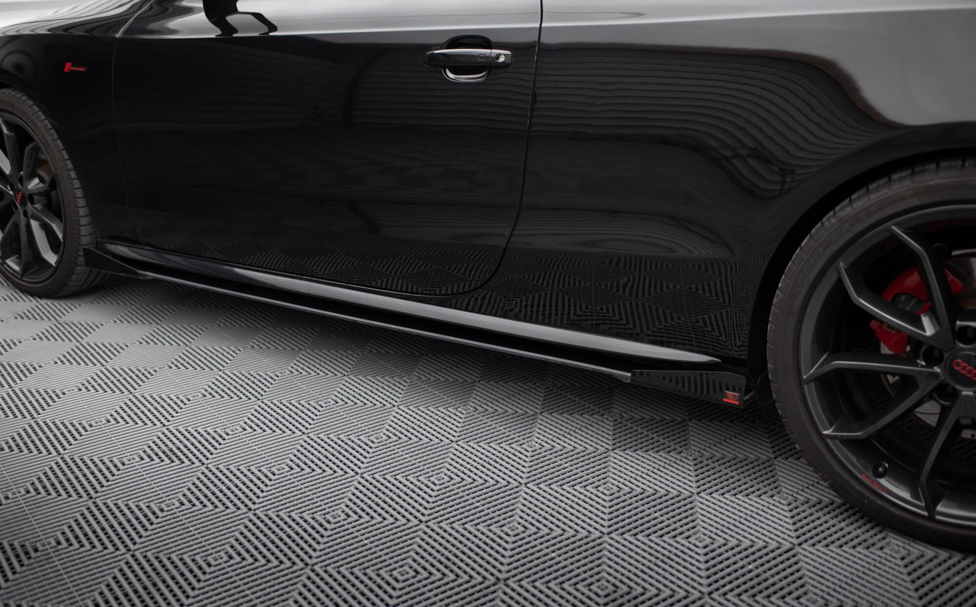 Seitenschweller Flaps für Audi A5 / A5 S-Line / S5 Coupe / Cabrio 8T / 8T Facelift