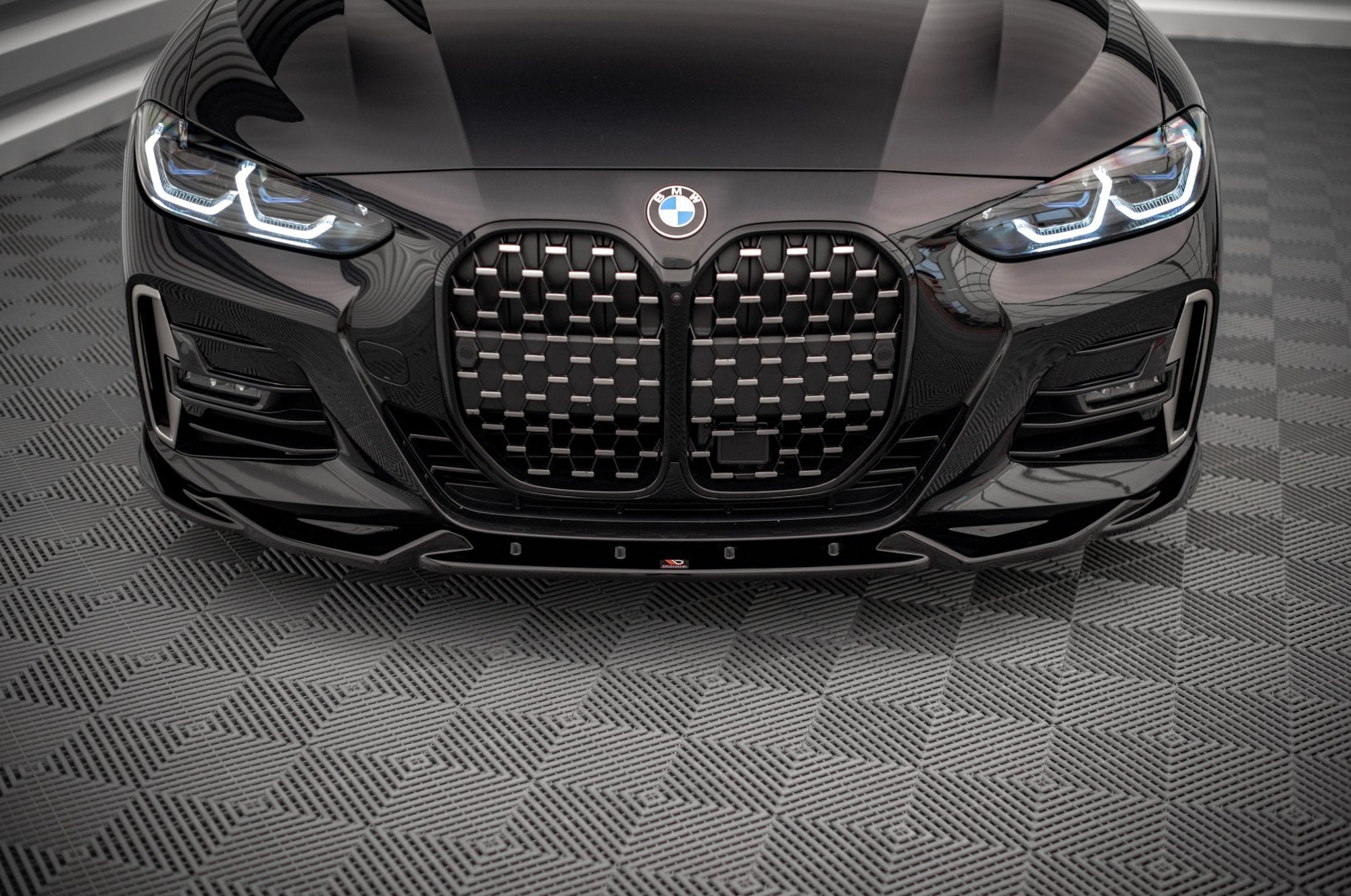 Frontlippe V2 für BMW 4er M - Paket / M440i G22 / G23 / G22 Facelift / G23 Facelift
