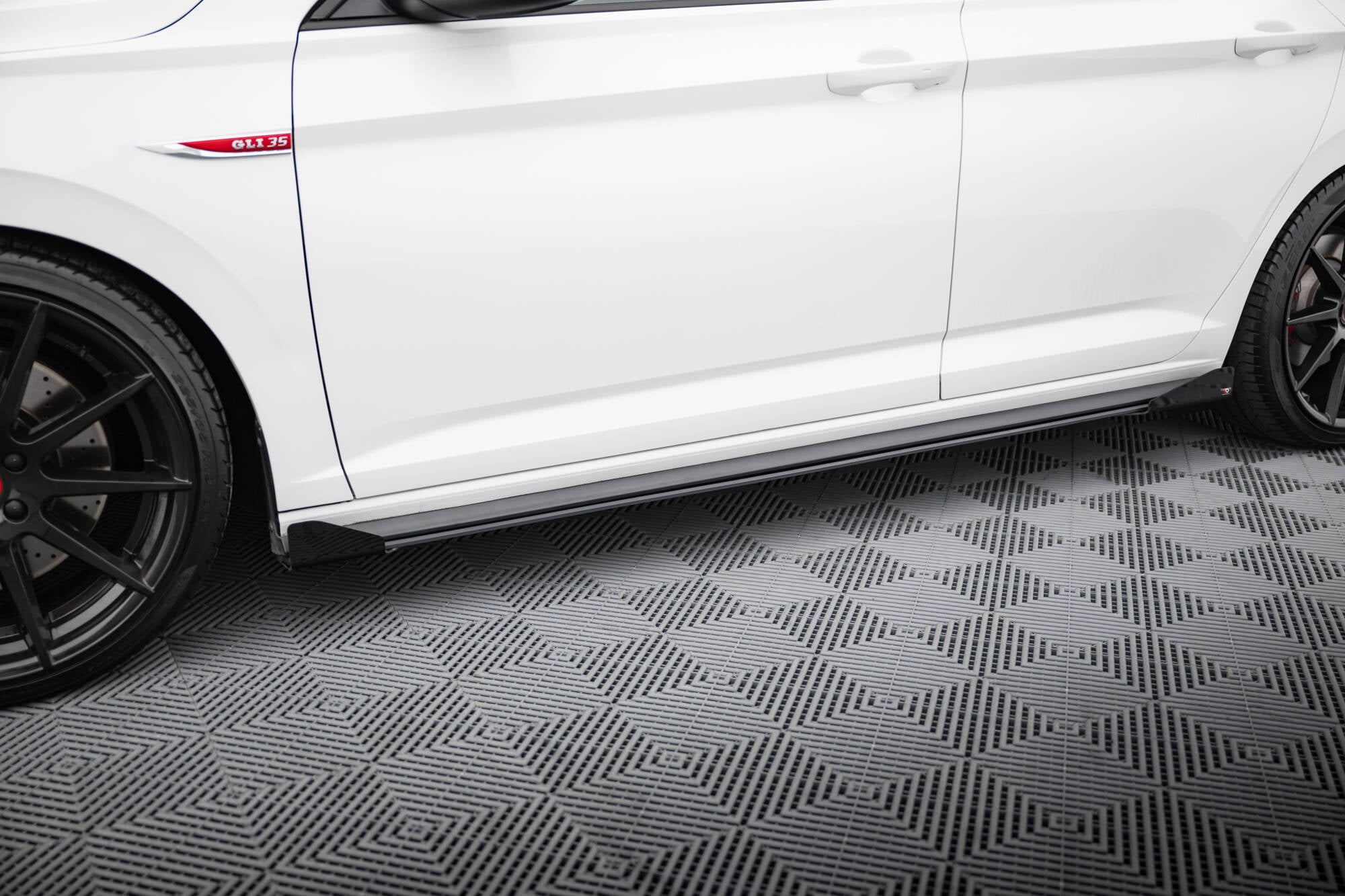 Street Pro Seitenschweller Ansatz für + Flaps Volkswagen Jetta GLI Mk7