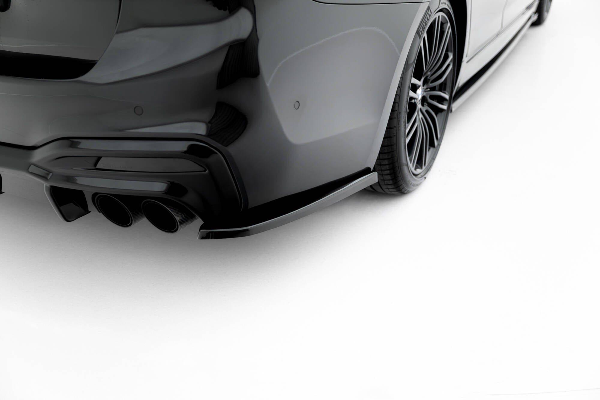 Flaps Heckansatz Diffusor für BMW M550i Limousine G30