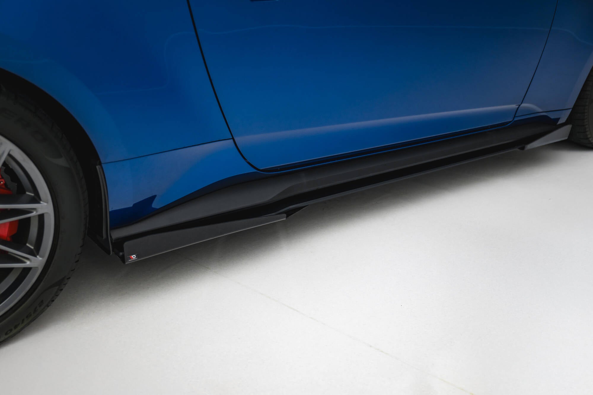 Street Pro Seitenschweller Ansatz + Flaps für Ford Mustang GT Mk7