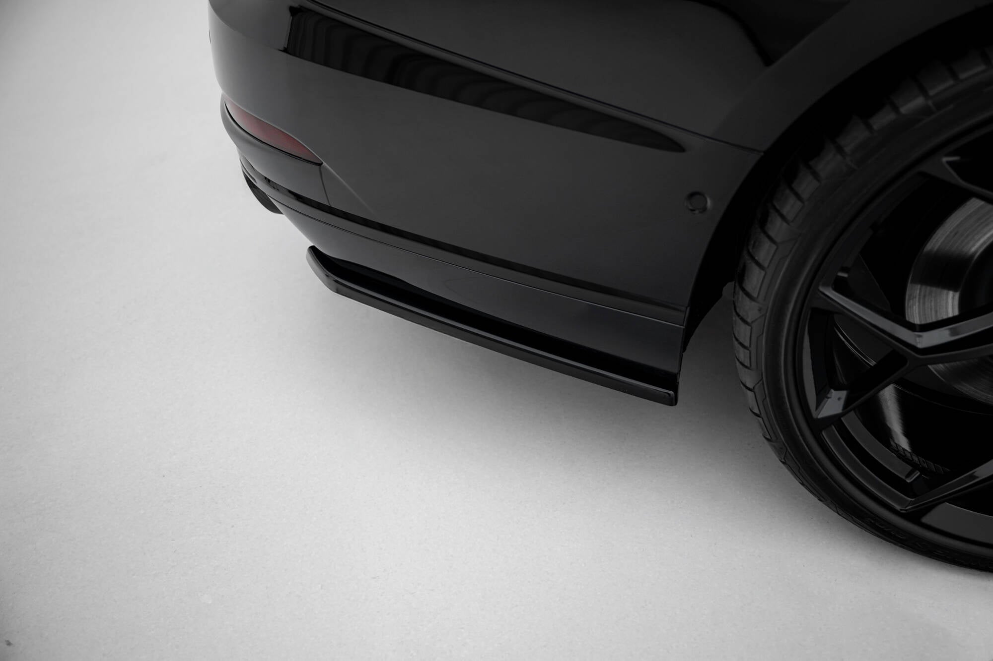 Flaps Heckansatz Flaps Heckansatz für Audi S8 D5