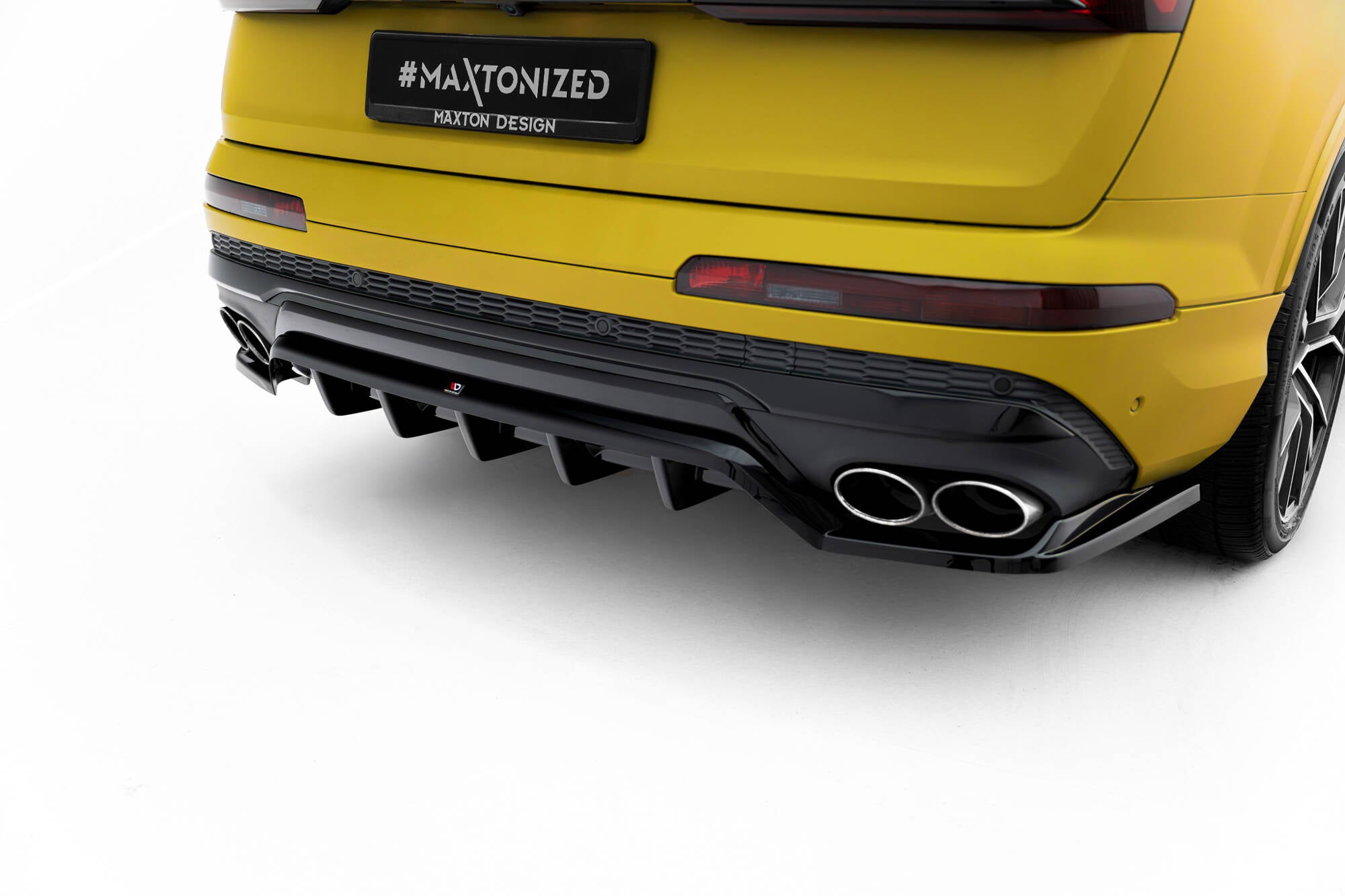 Mittlerer Cup Diffusor DTM Look Heck Ansatz für Audi SQ7 Mk2 (4M) Facelift