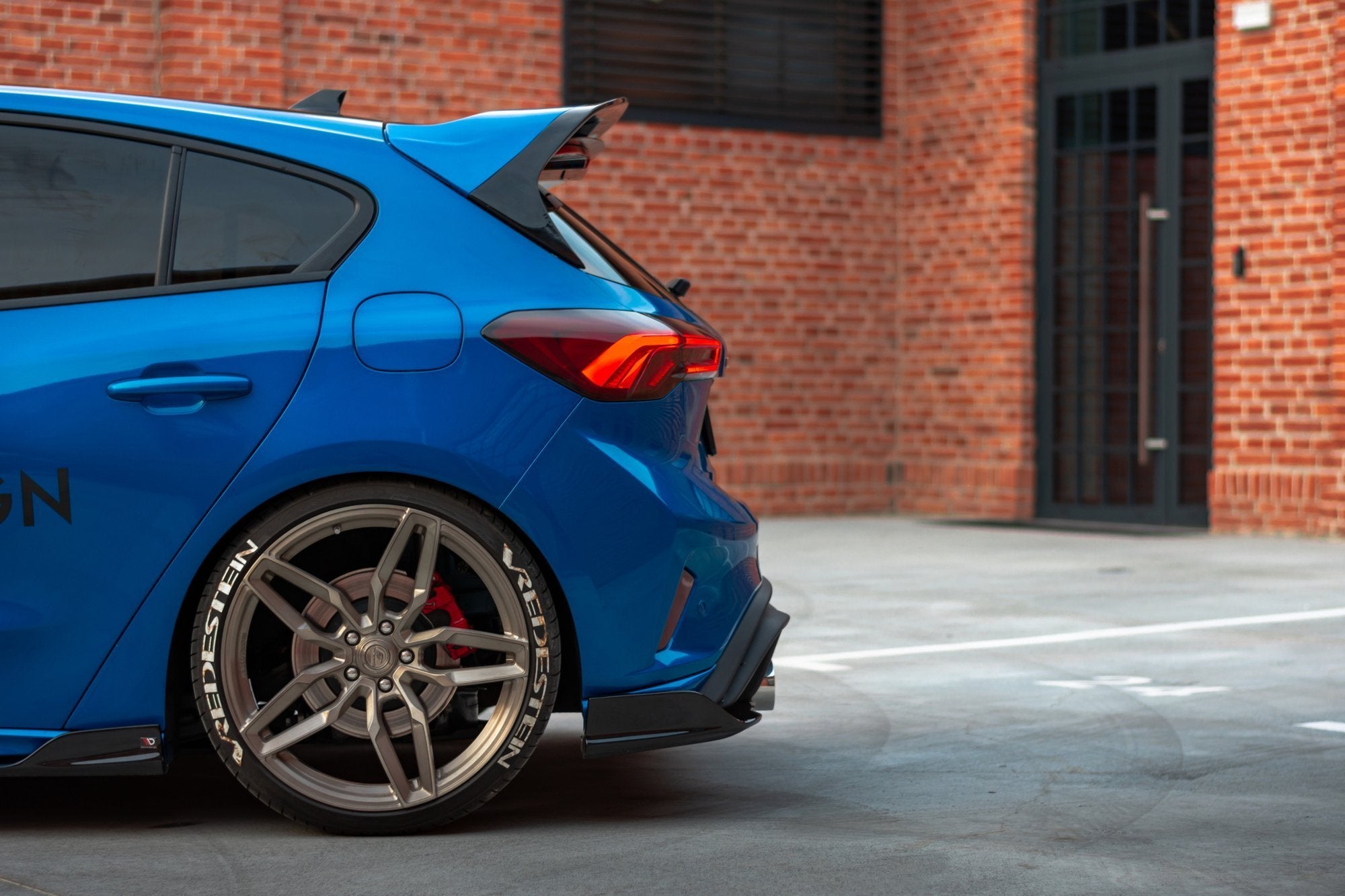 Spoiler für Ford Focus Hatchback Mk4