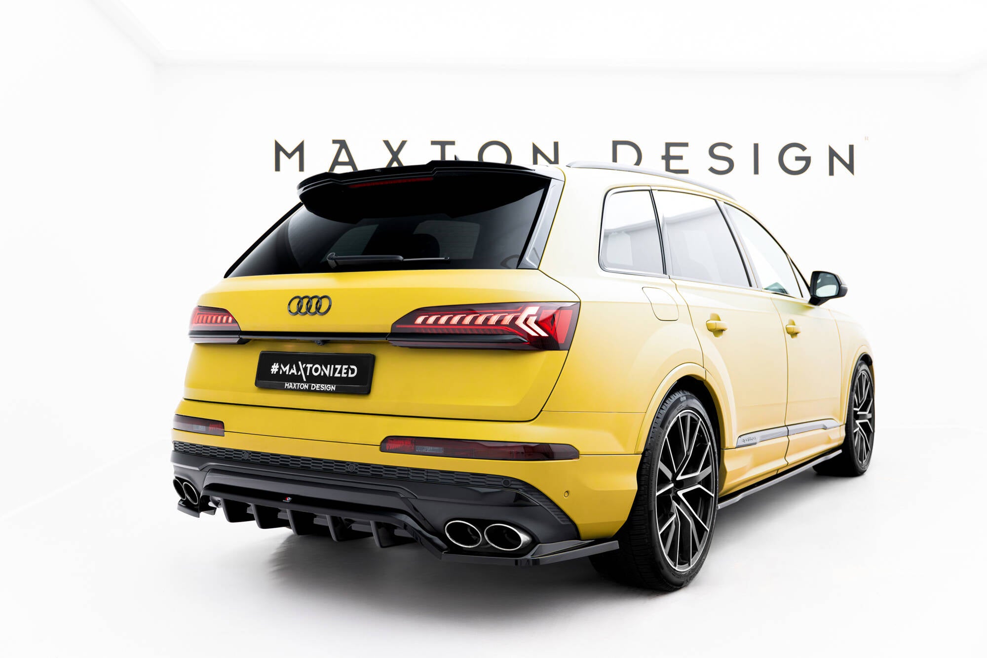 Mittlerer Cup Diffusor DTM Look Heck Ansatz für Audi SQ7 Mk2 (4M) Facelift