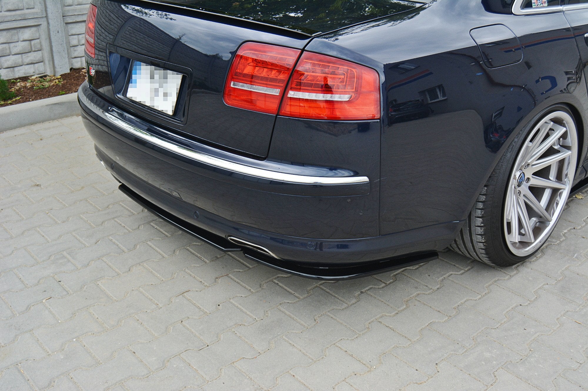 Heckansatz für Audi A8 W12 D3